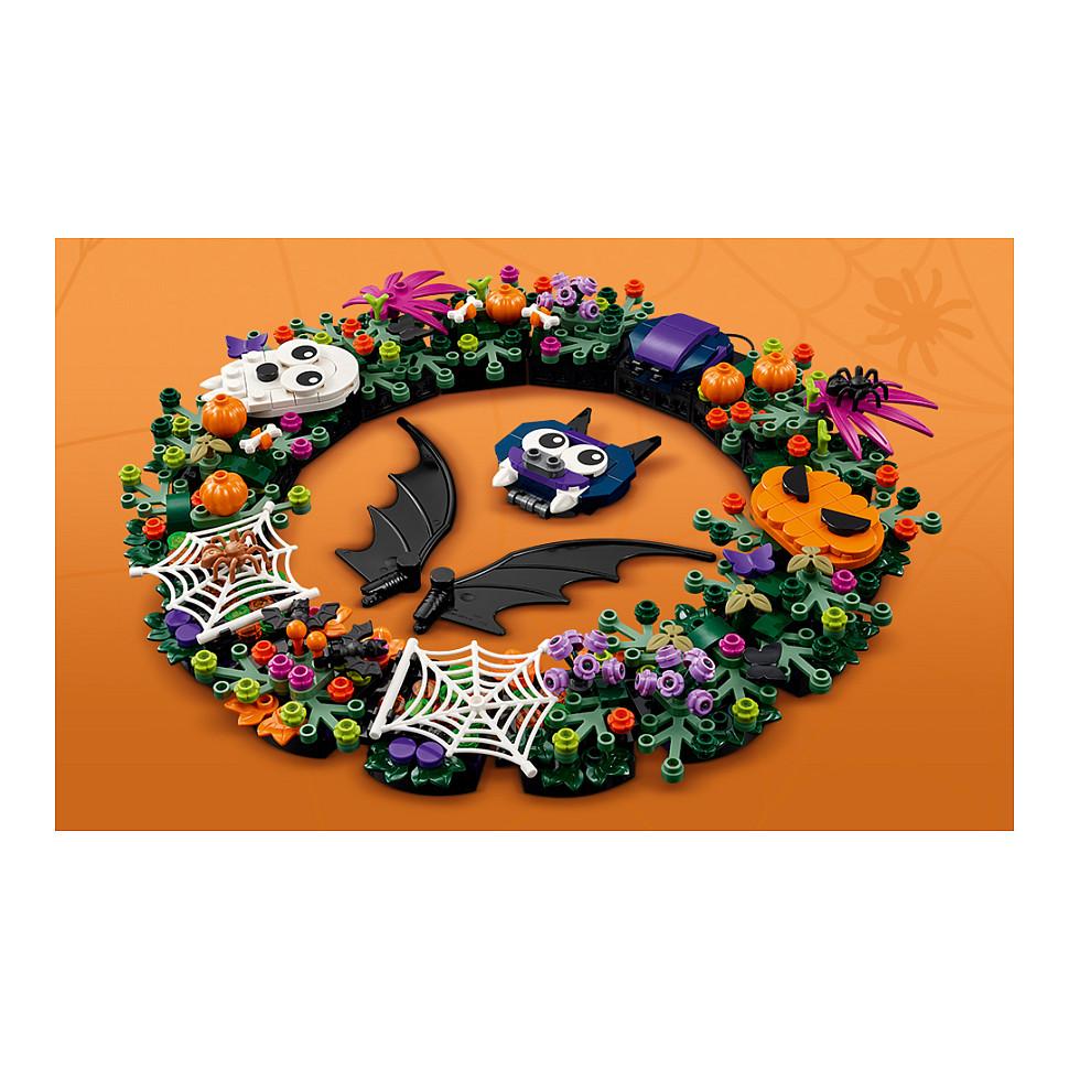 LEGO Iconic Halloween Wreath - 13
