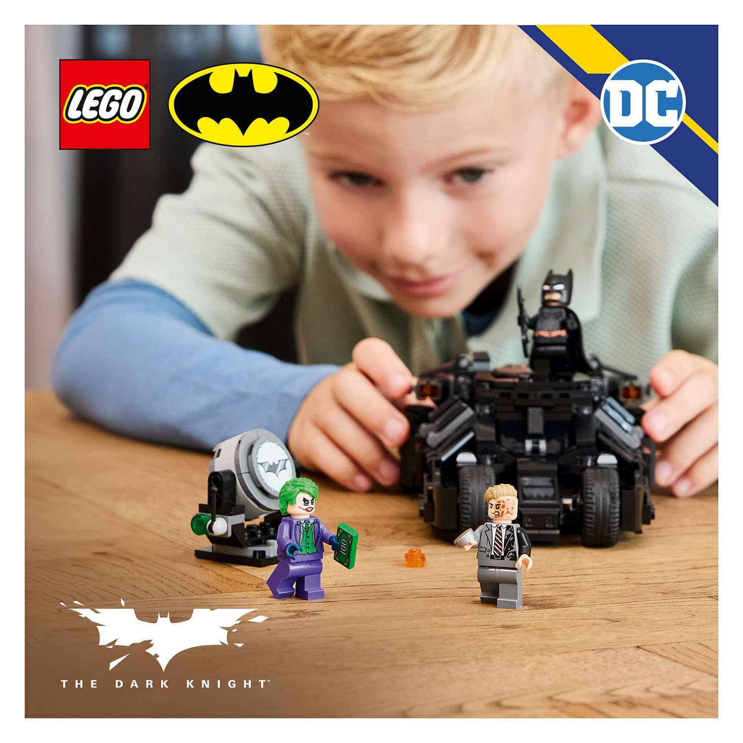 LEGO 76303 DC Super Heroes Batman Tumbler vs Two-Face & The Joker - 16