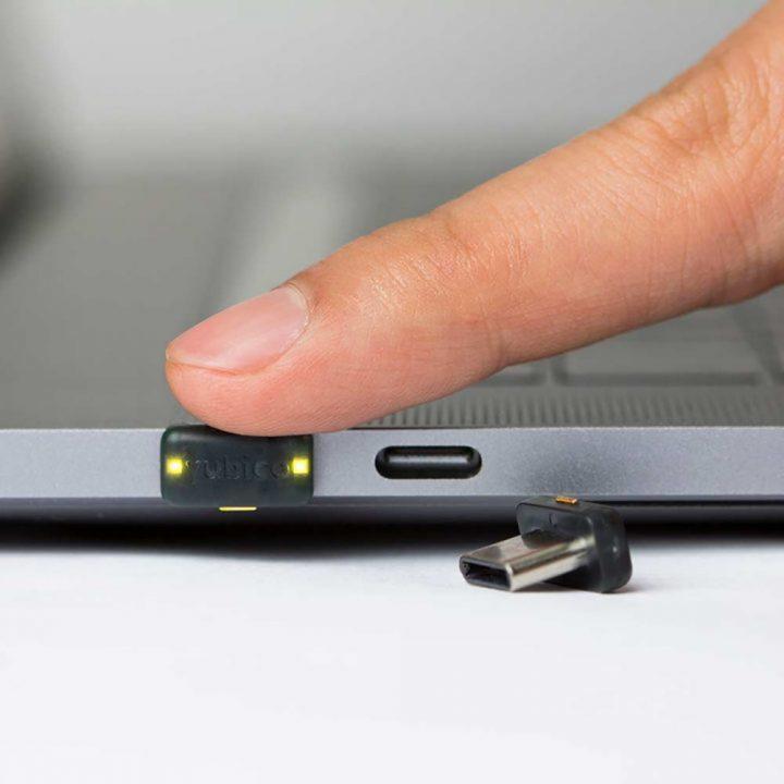Çelës Sigurie Yubico YubiKey 5C Nano / USB-C / FIDO2 / U2F / PIV / OpenPGP – Zezë - 2