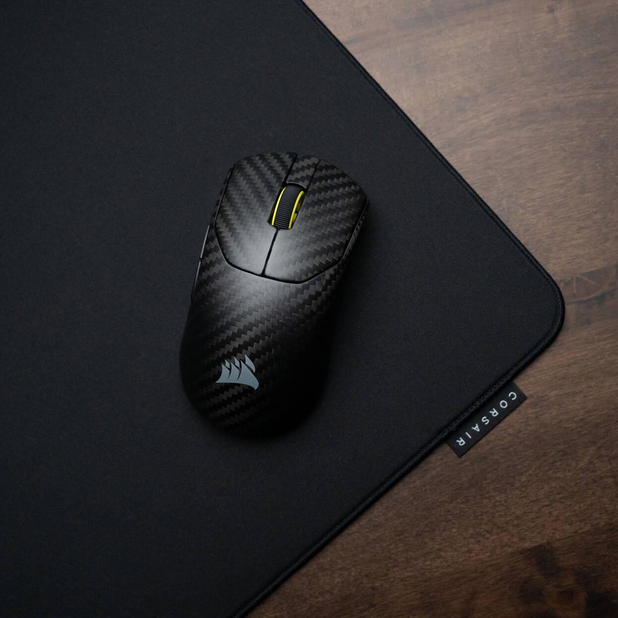 Mauspad Gaming Corsair MM PRO M, 930x400x5mm, Sipërfaqe Fabric, Anti-Slip, Skaje të Qepura - Zezë - 4