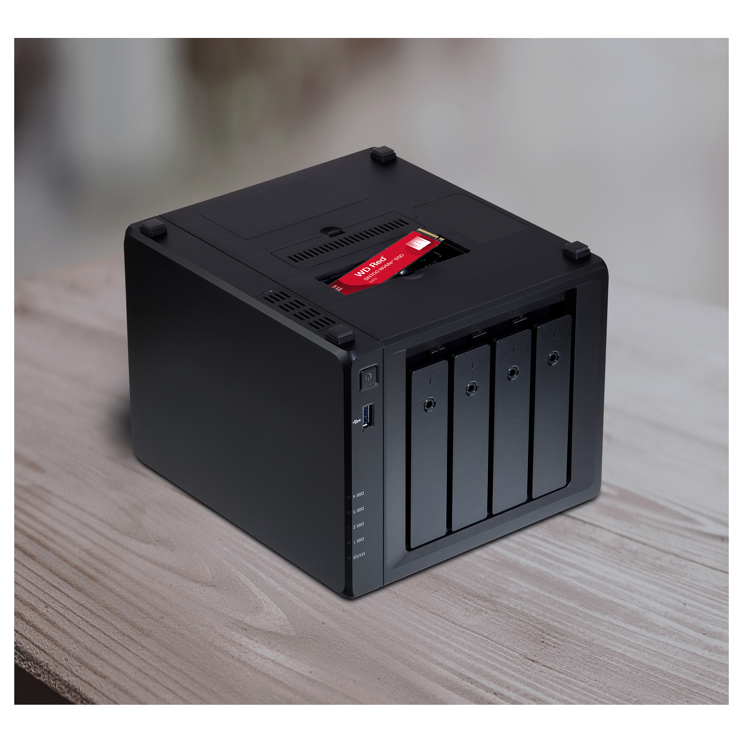 SSD e brendshme Western Digital Red SN700 / 4TB / M.2 2280 / PCIe 3.0 x4 / NVMe - 6