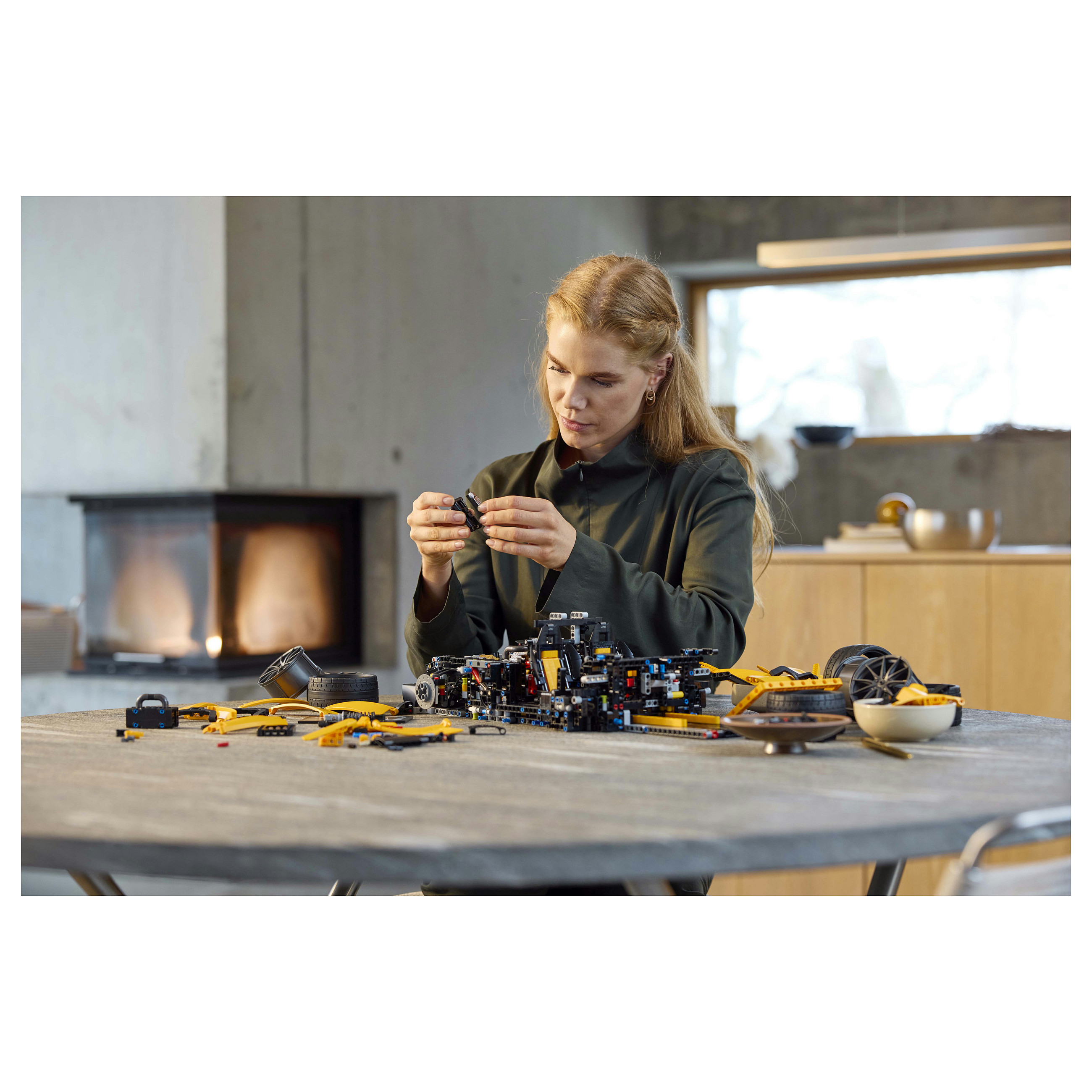 LEGO Technic McLaren P1 - 21