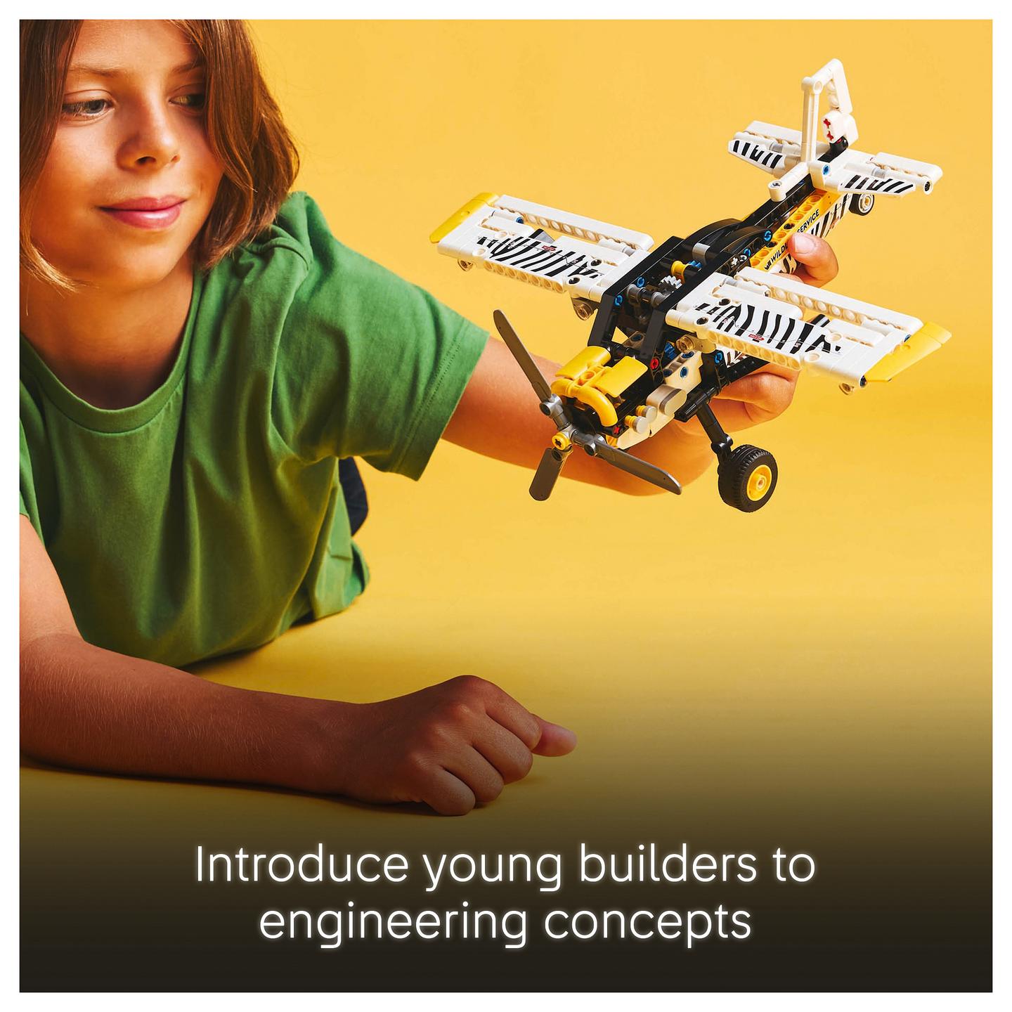 LEGO Technic Bush Plane - 23
