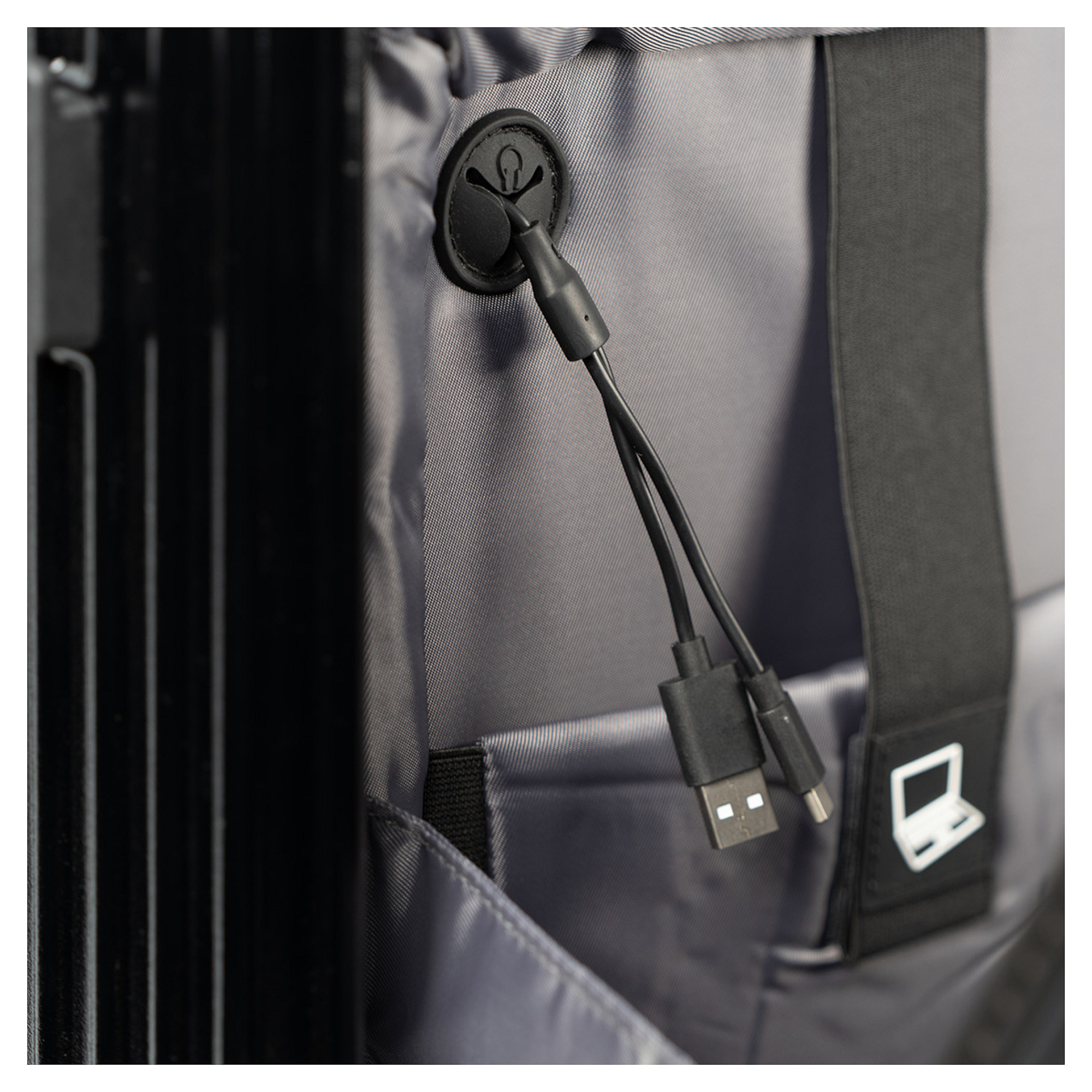 Çantë RealPower HGP-1 / 4 Rrota / TSA / Notebook Compartment / ABS - Zezë - 8