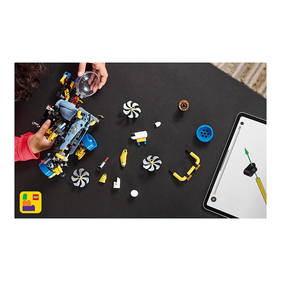 LEGO Technic Deep-Sea Research Submarine - 21