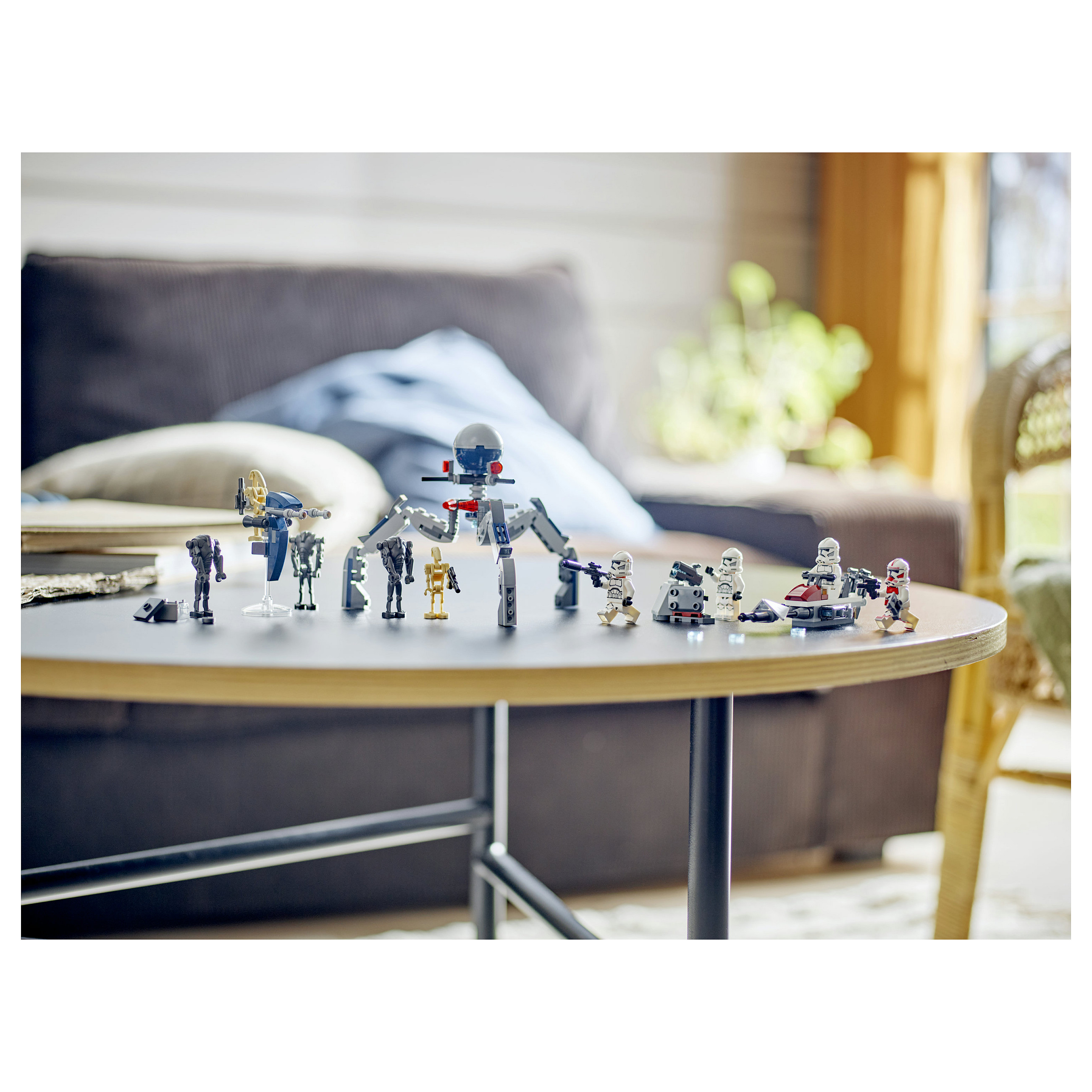 LEGO Star Wars Clone Trooper & Battle Droid Battle Pack 75372 - 16