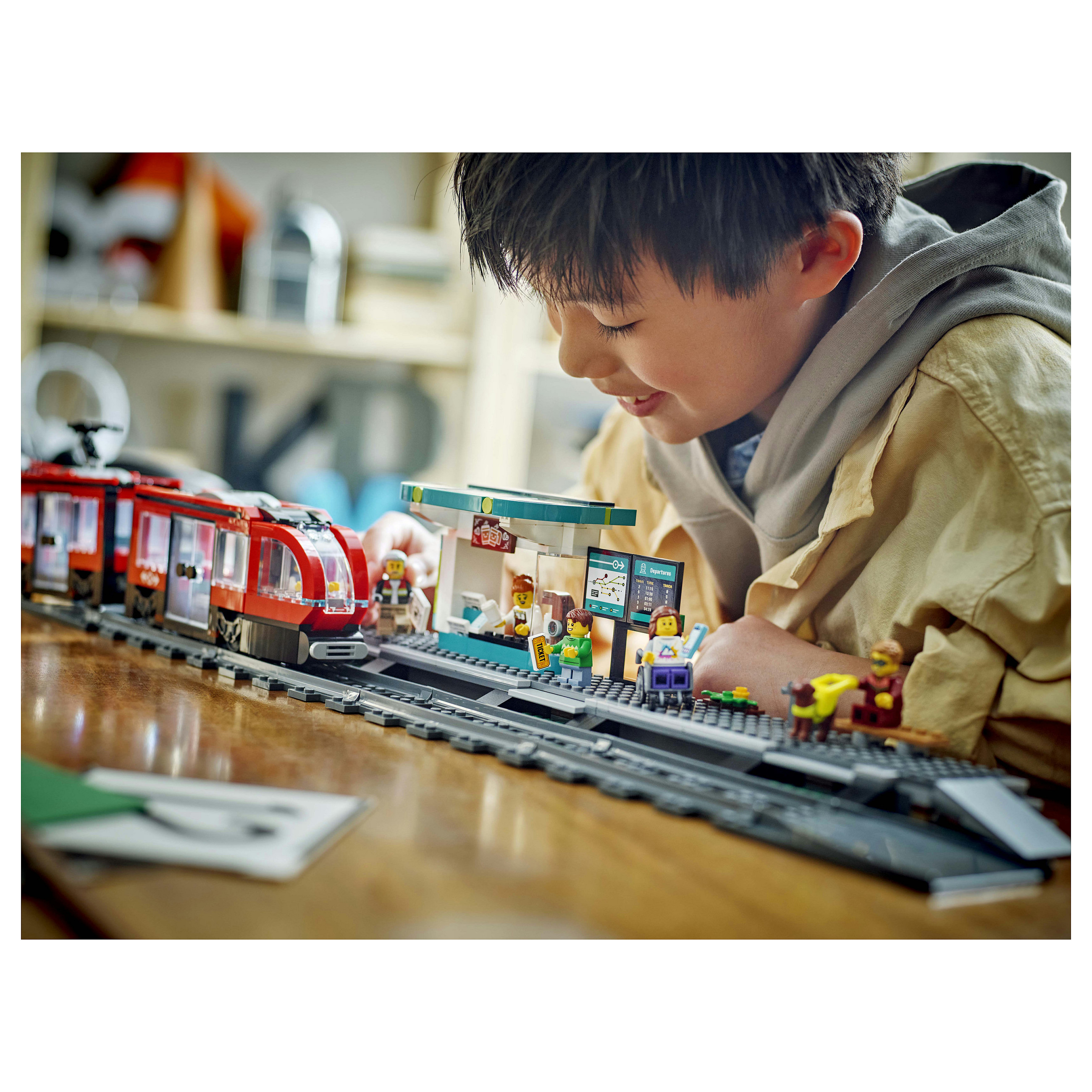 LEGO 60423 City: Tram with Stop - 6