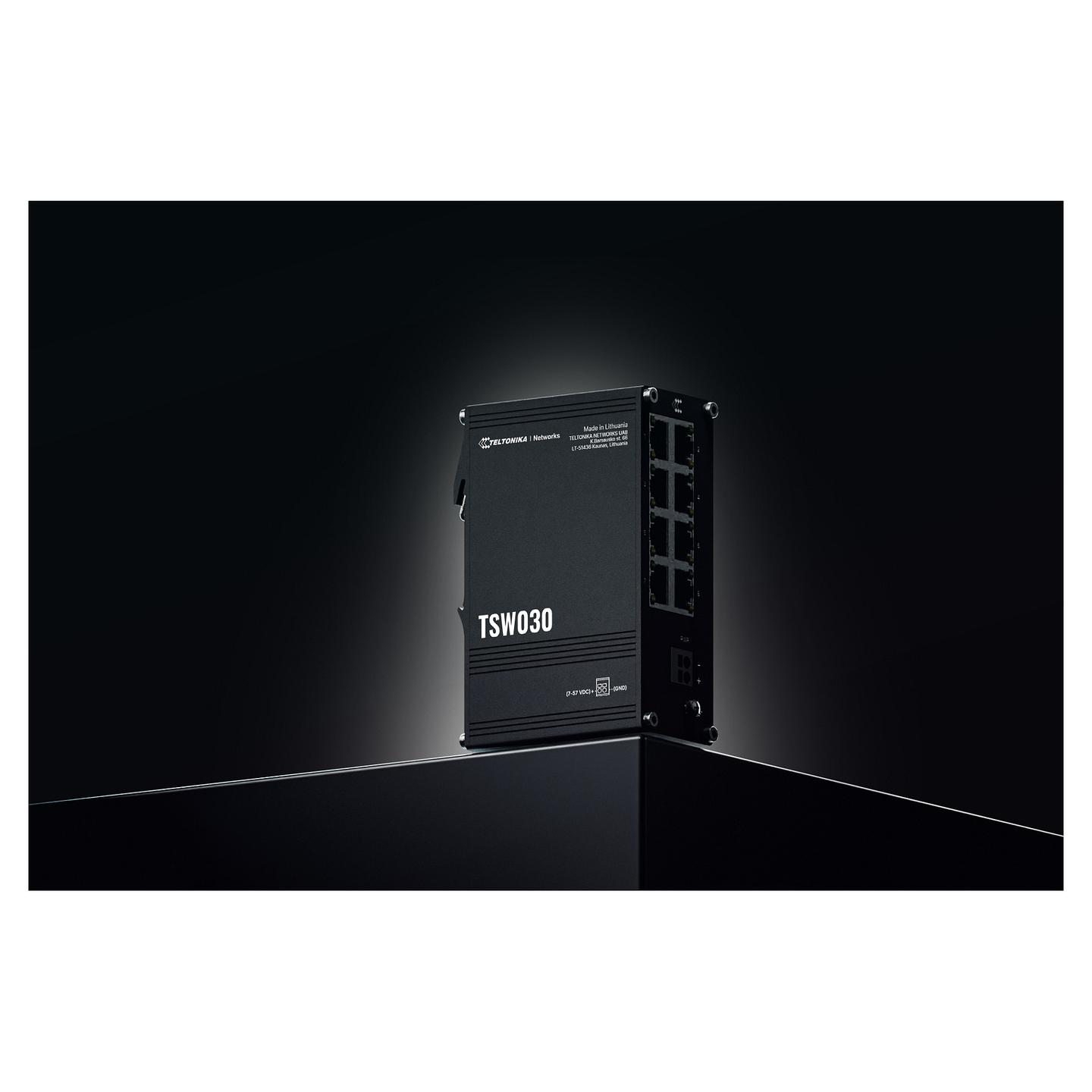 Switch Industrial Teltonika TSW030, 8x Ethernet RJ45, 10/100Mbps, Unmanaged, Montim DIN Rail, IP30 - Hiri - 7