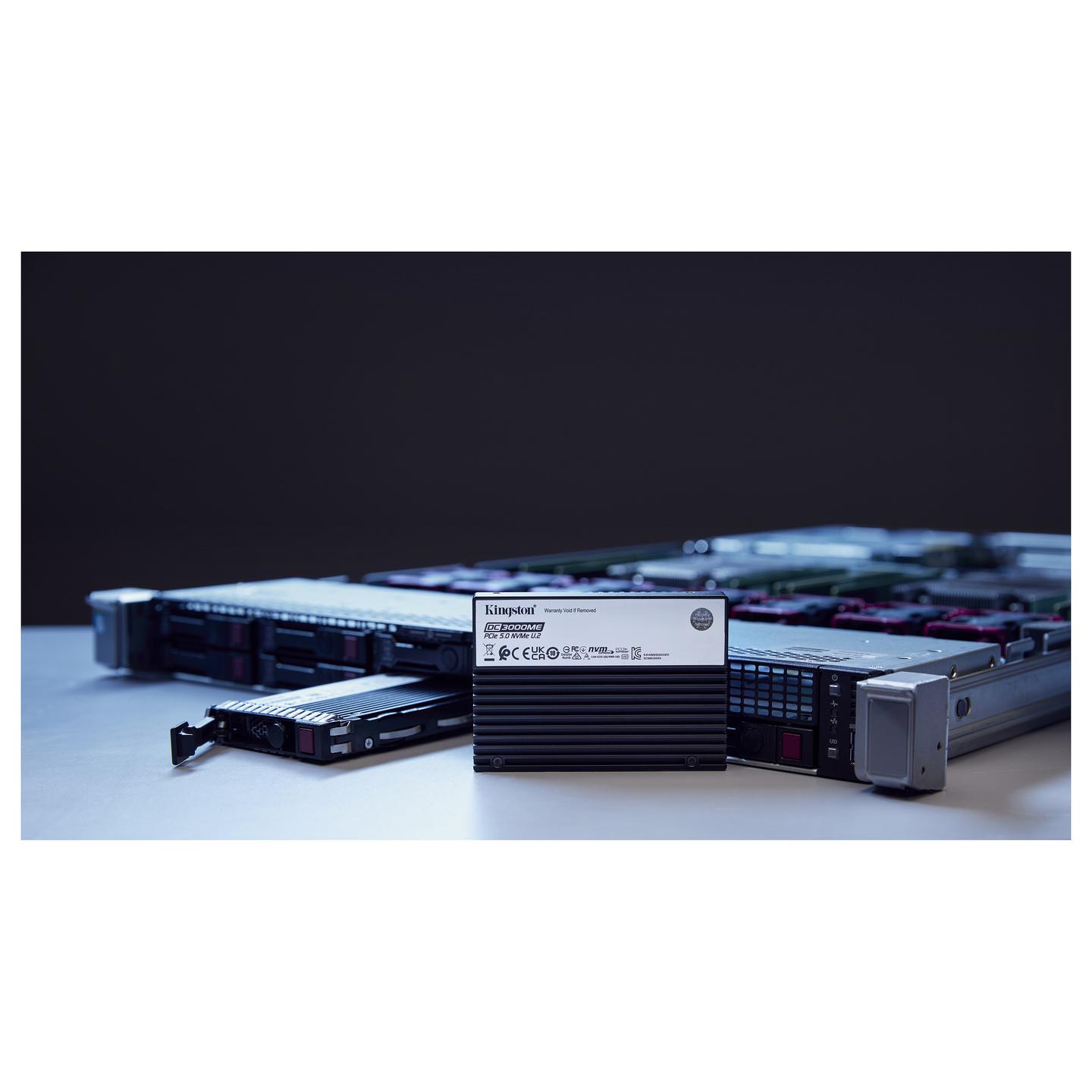 SSD e Brendshme Kingston DC3000ME, 30.72TB, U.2 2.5", PCIe 5.0 x4 NVMe, 14000MB/s Read, 9700MB/s Write - 6