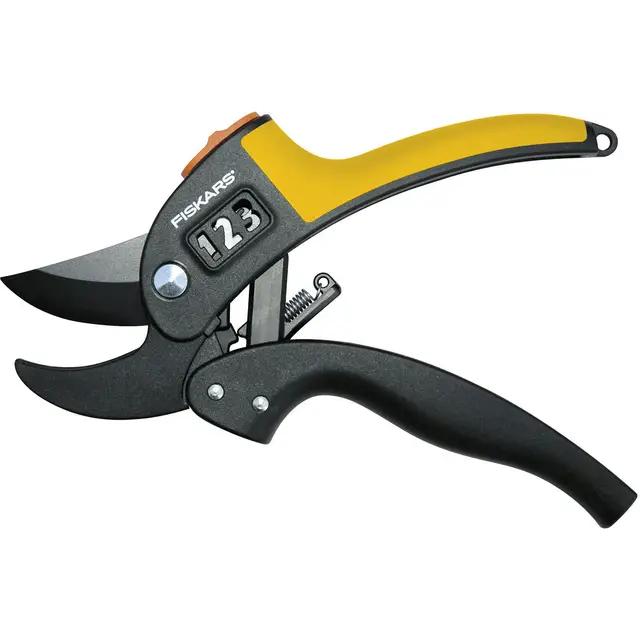 Gërshërë Kopshti Fiskars PowerStep P83, Amboss, 24mm, Mekanizëm me 3 Hapa - Zezë/Portokalli - 2