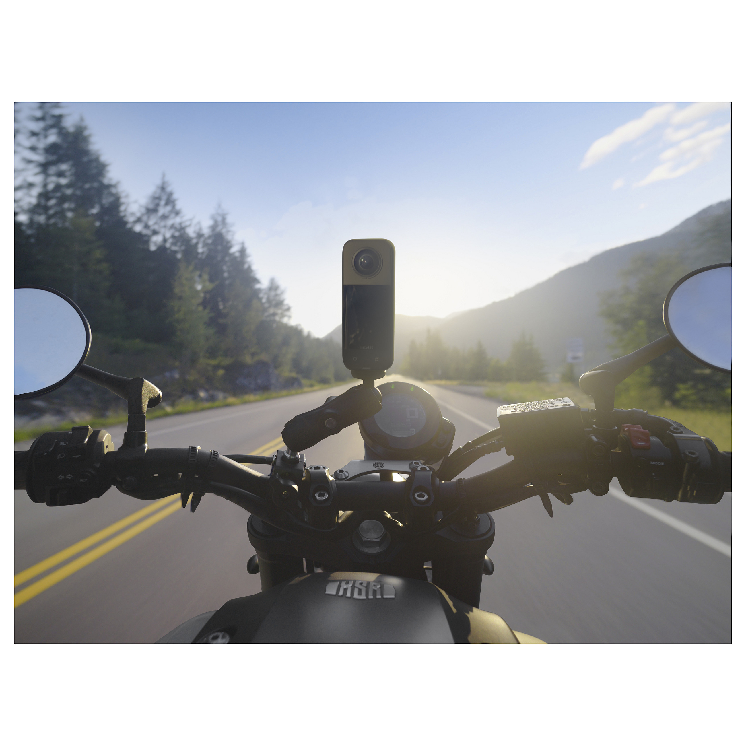 Video Kamera Insta360 X3 / 360° / 5.7K / 72MP / FlowState Stabilization / 2.29" Touchscreen / 10m Waterproof - Zezë - 14