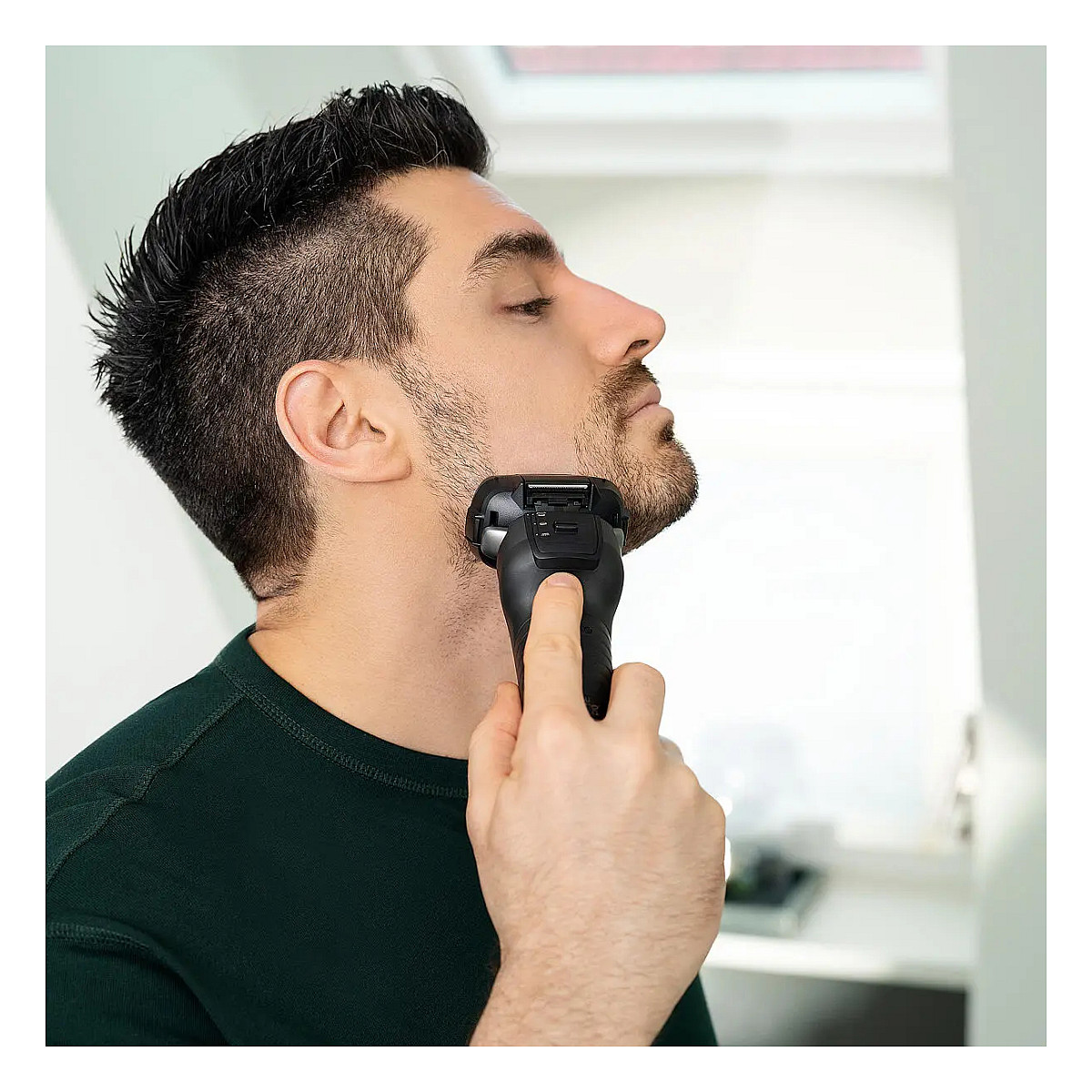 Makinë e rrojës për meshkuj Panasonic ES-LV9U-K803 / 5-Blade / 20D Flex Head / Beard Sensor / Wet & Dry / Cleaning Station – Zezë - 17