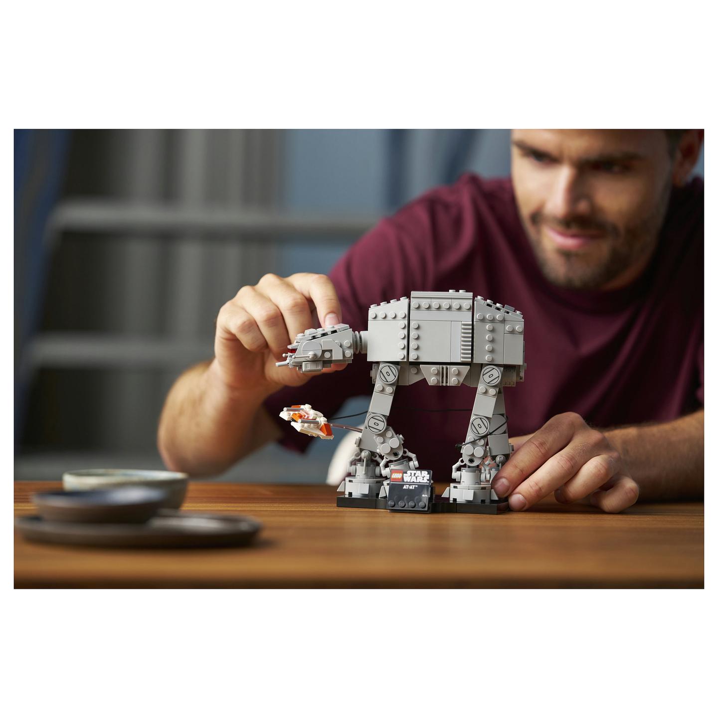 LEGO Star Wars AT-AT 75440 - 4