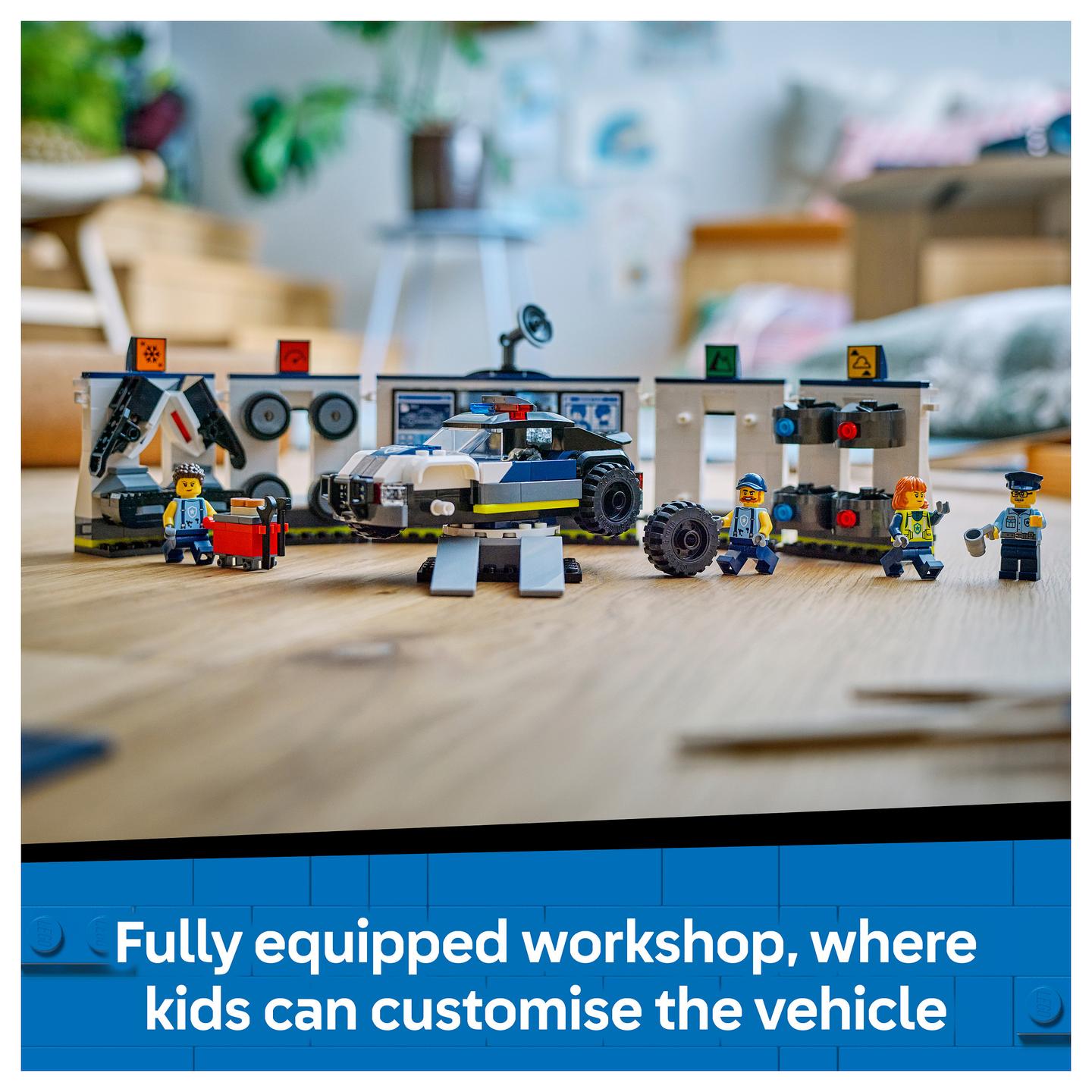 LEGO City Custom Police Car Garage 60457 - 30