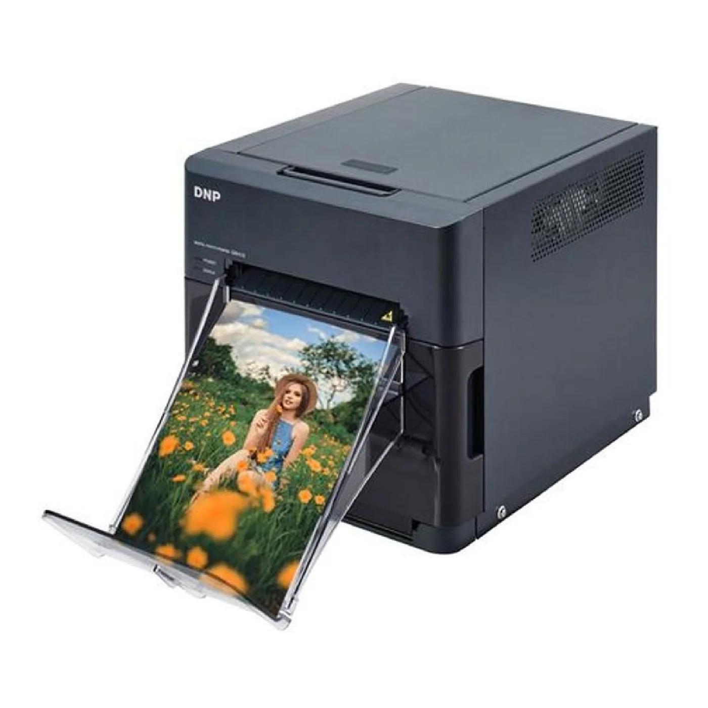 Printer për Foto DNP QW410 / Dye Sublimation / 300x300 DPI / USB 2.0 - Zezë