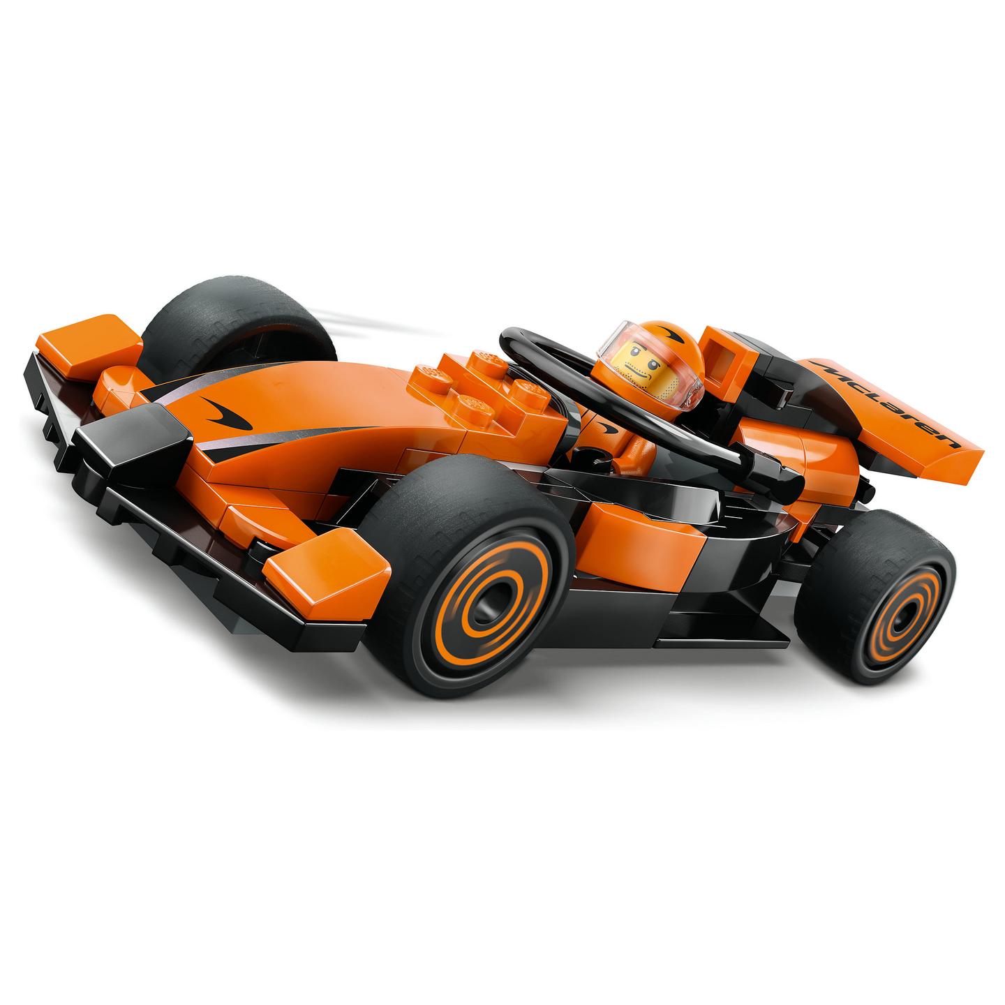 LEGO City F1 Driver with McLaren Race Car 60442 - 15