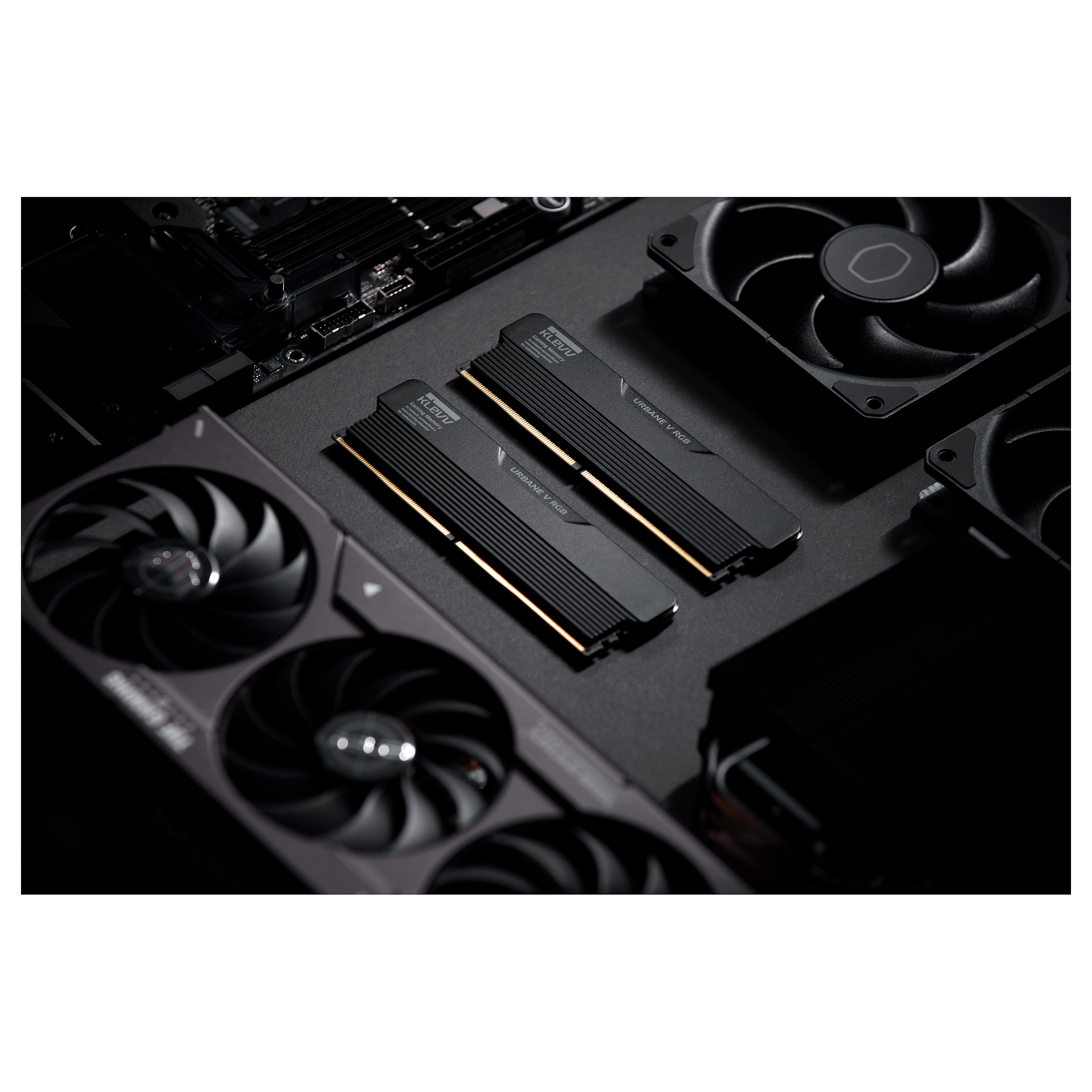 RAM Memorie DDR5 KLEVV Urbane V RGB / 32GB (2x16GB) / DIMM / 6000MHz / CL28 / 288-pin - Zezë - 30