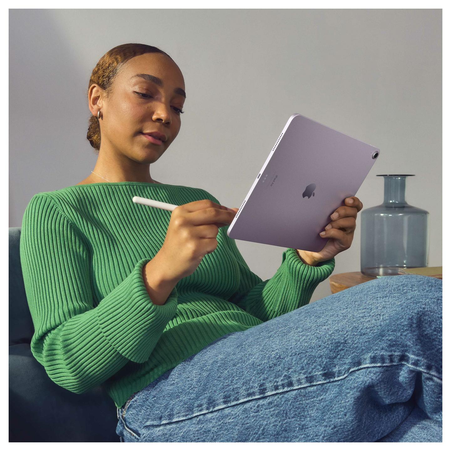 Apple iPad Air M2 / 11" / Wi-Fi + Cellular / 1TB – Starlight - 4