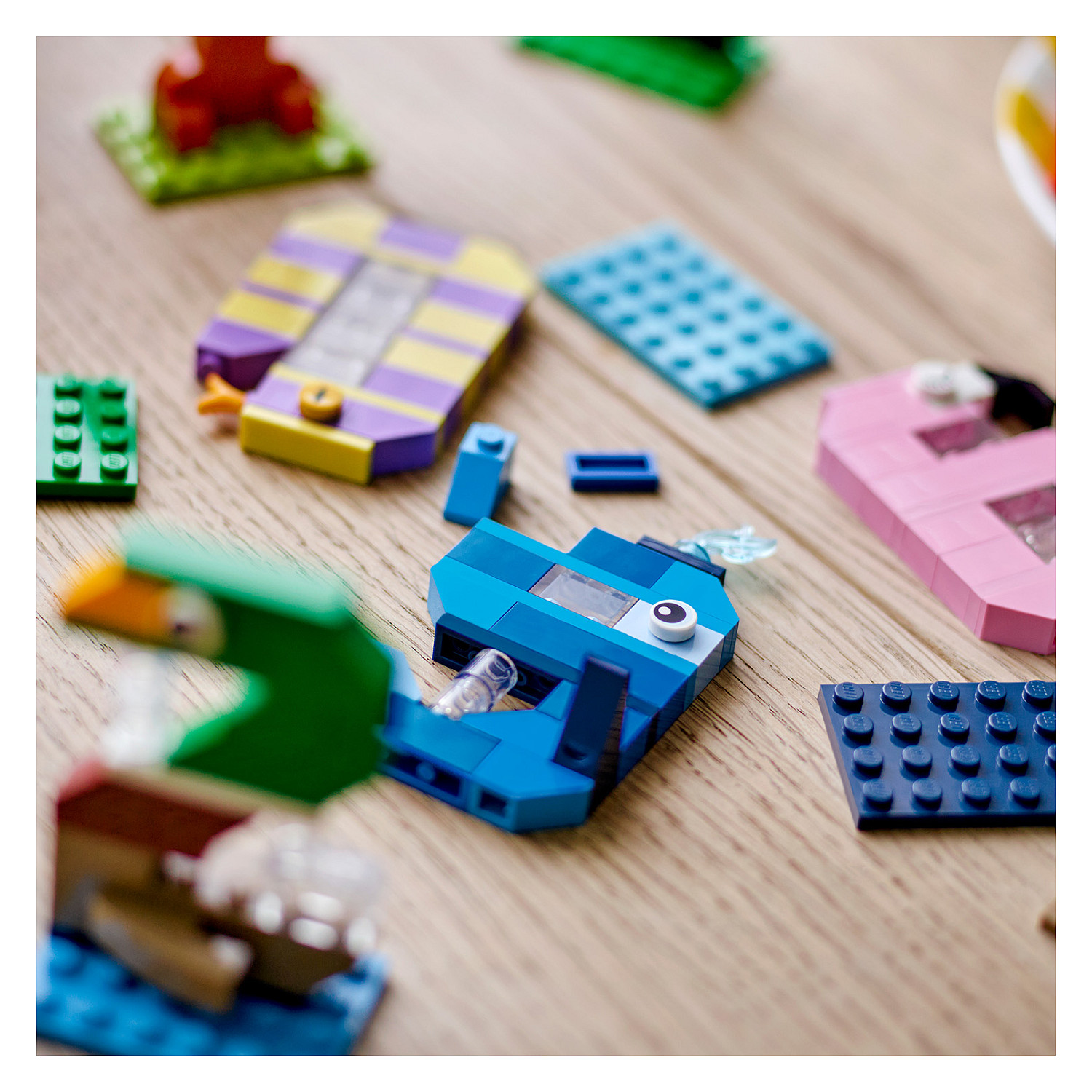 LEGO Iconic Birthday Numbers - 16