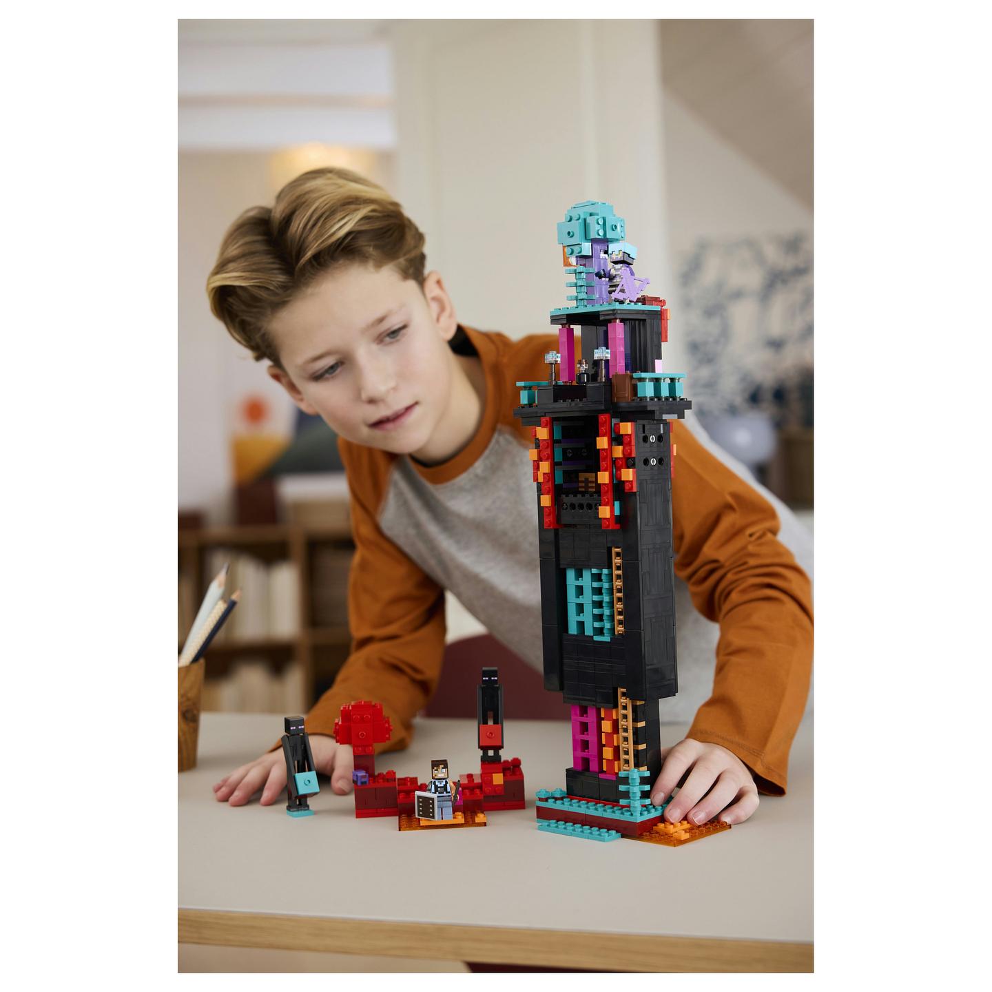 LEGO Minecraft The Enderman Tower - 4