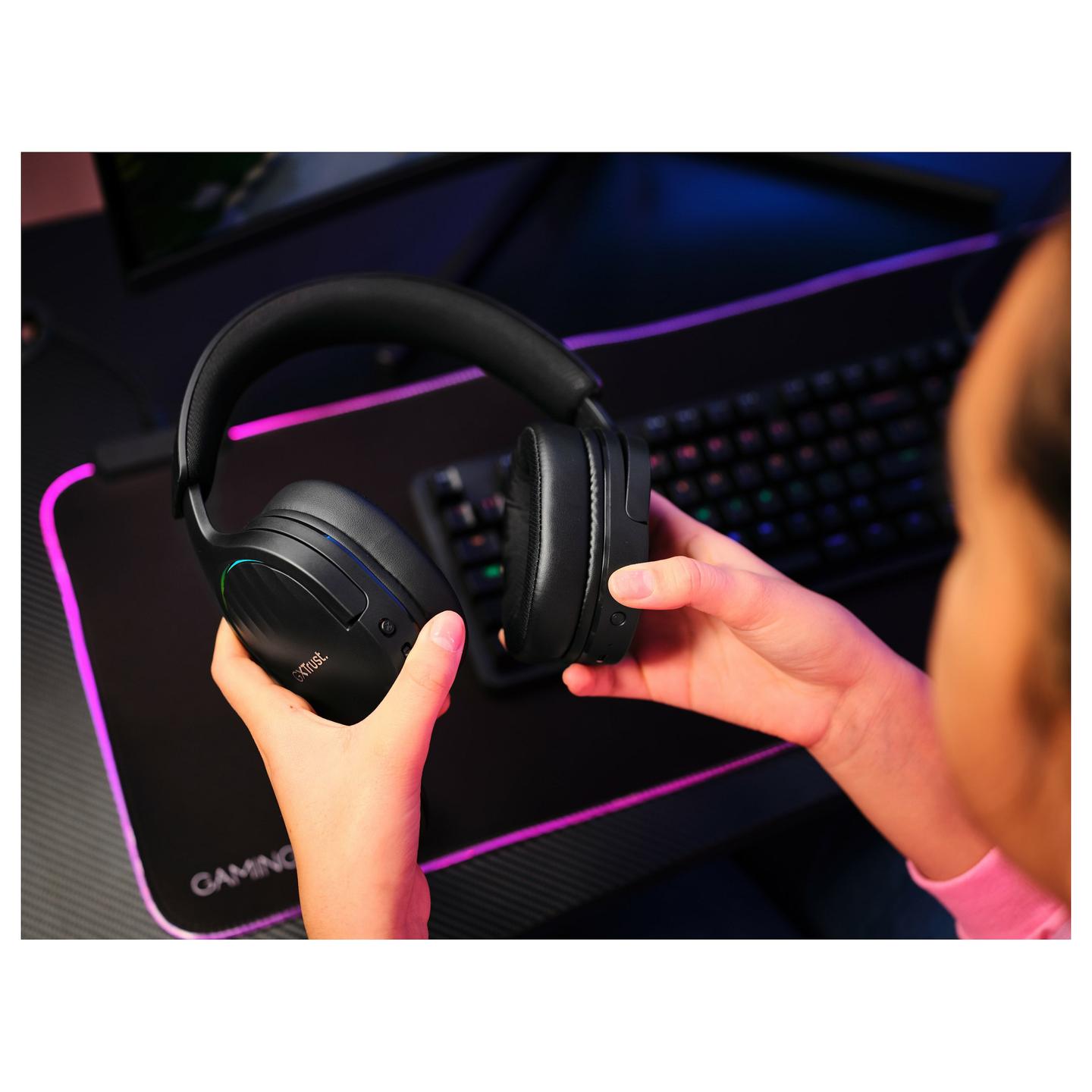 Kufje Gaming Trust GXT 491 Fayzo, 50mm, Wireless & Wired, 2.4GHz, Bluetooth, 7.1, RGB - Zezë - 13