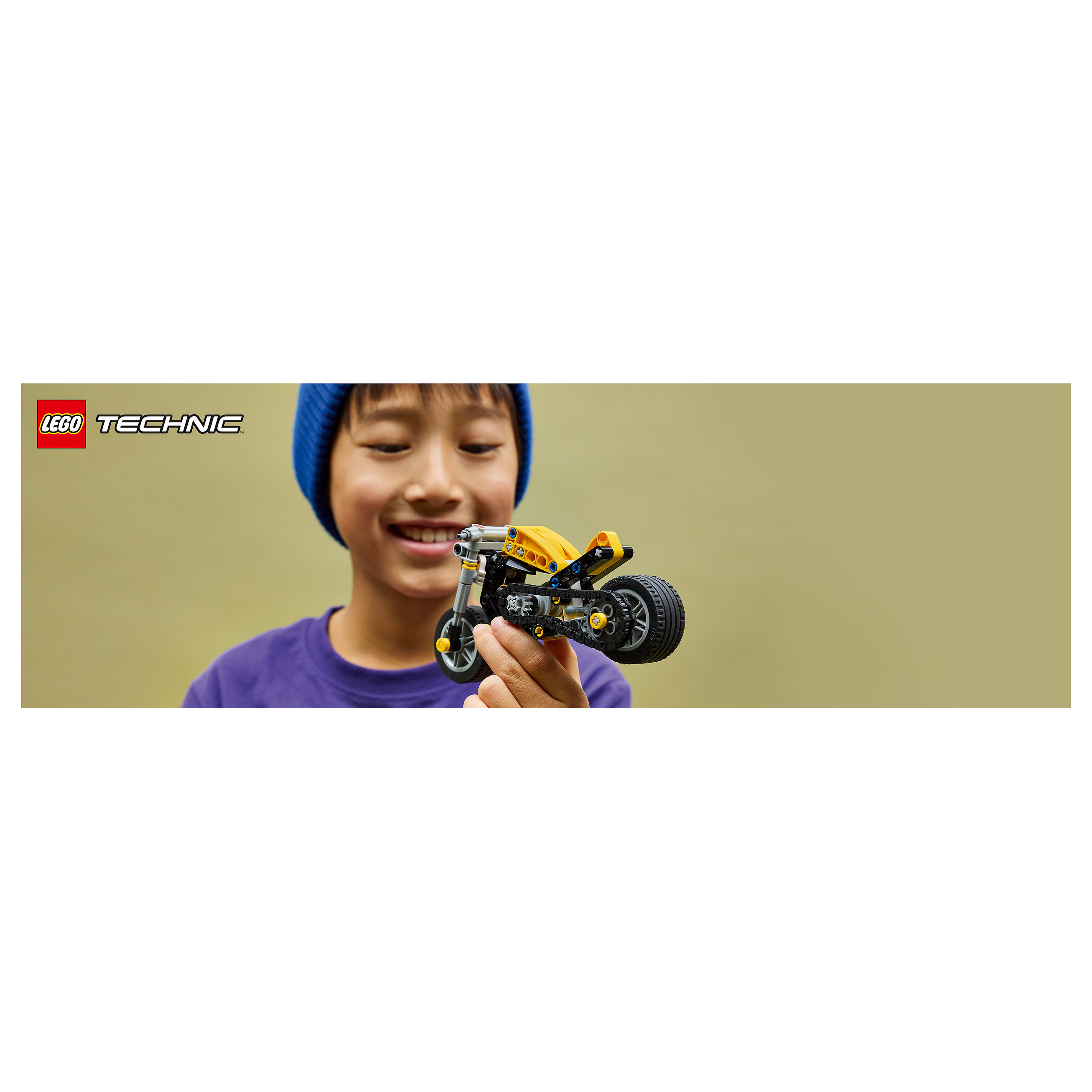 LEGO Technic Yellow Motorbike 42225 - 27