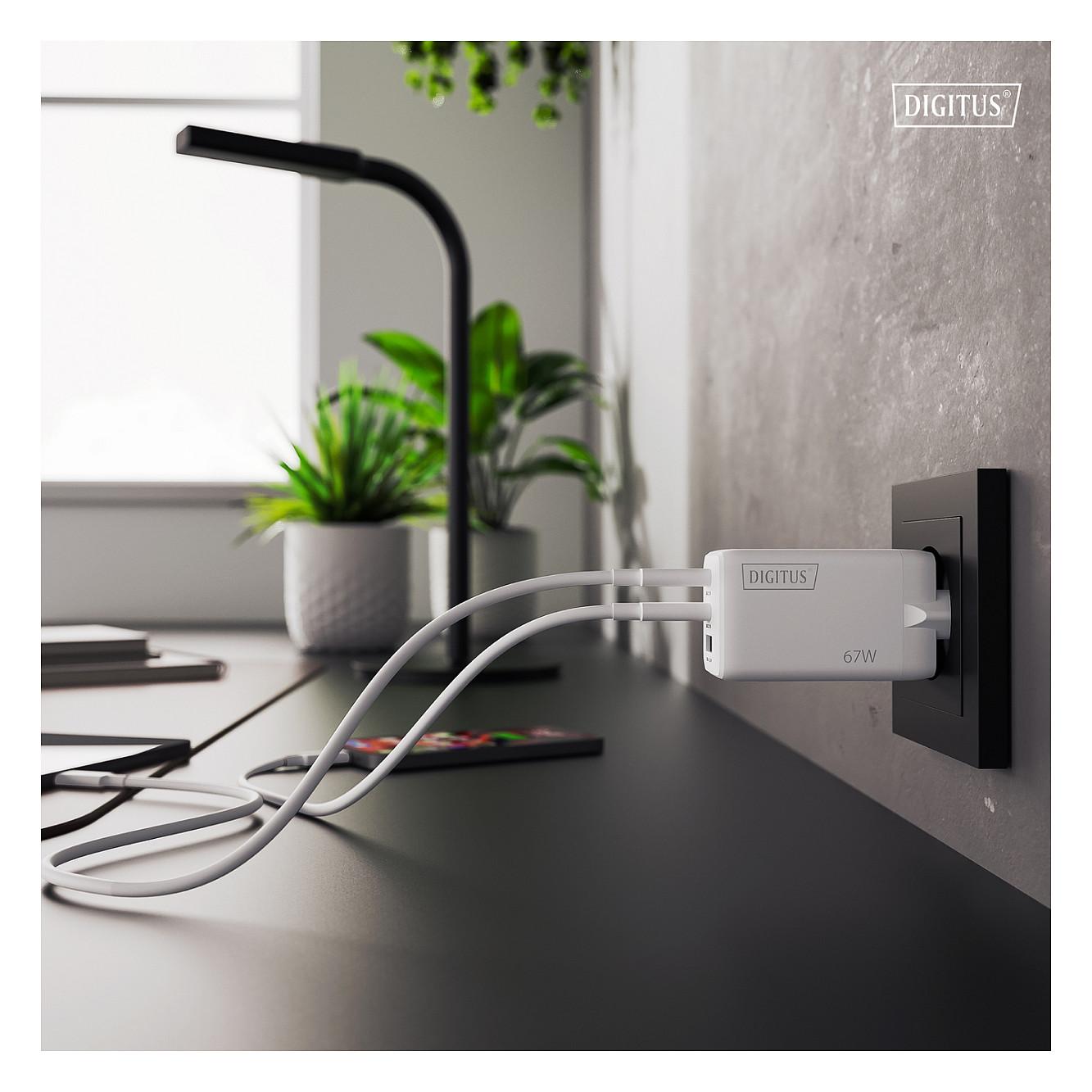 Adapter Digitus DA-10303 / 67W / GaN / 2x USB-C + 1x USB-A / Fast Charging - Bardhë - 3