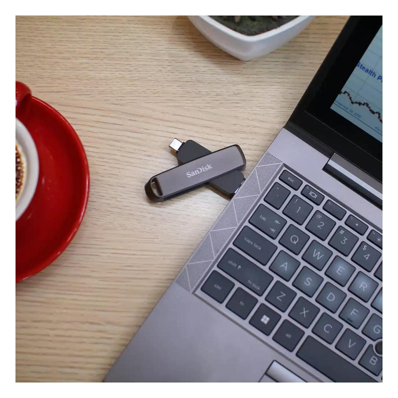 USB Flash Drive SanDisk Extreme PRO Dual Drive / 2TB / USB Type-A + USB Type-C / USB 3.2 Gen 2 - Zezë - 4