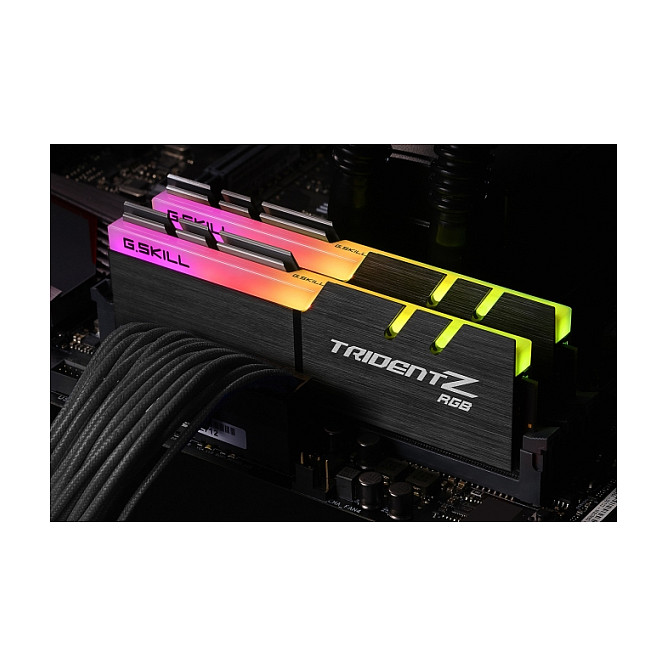 RAM Memorie DDR4 G.Skill Trident Z RGB (For AMD) / 32GB (2x16GB) / DIMM / 3200MHz / CL16 - 4