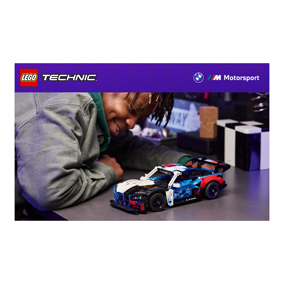 LEGO Technic BMW M4 GT3 EVO Race Car 42226 - 25