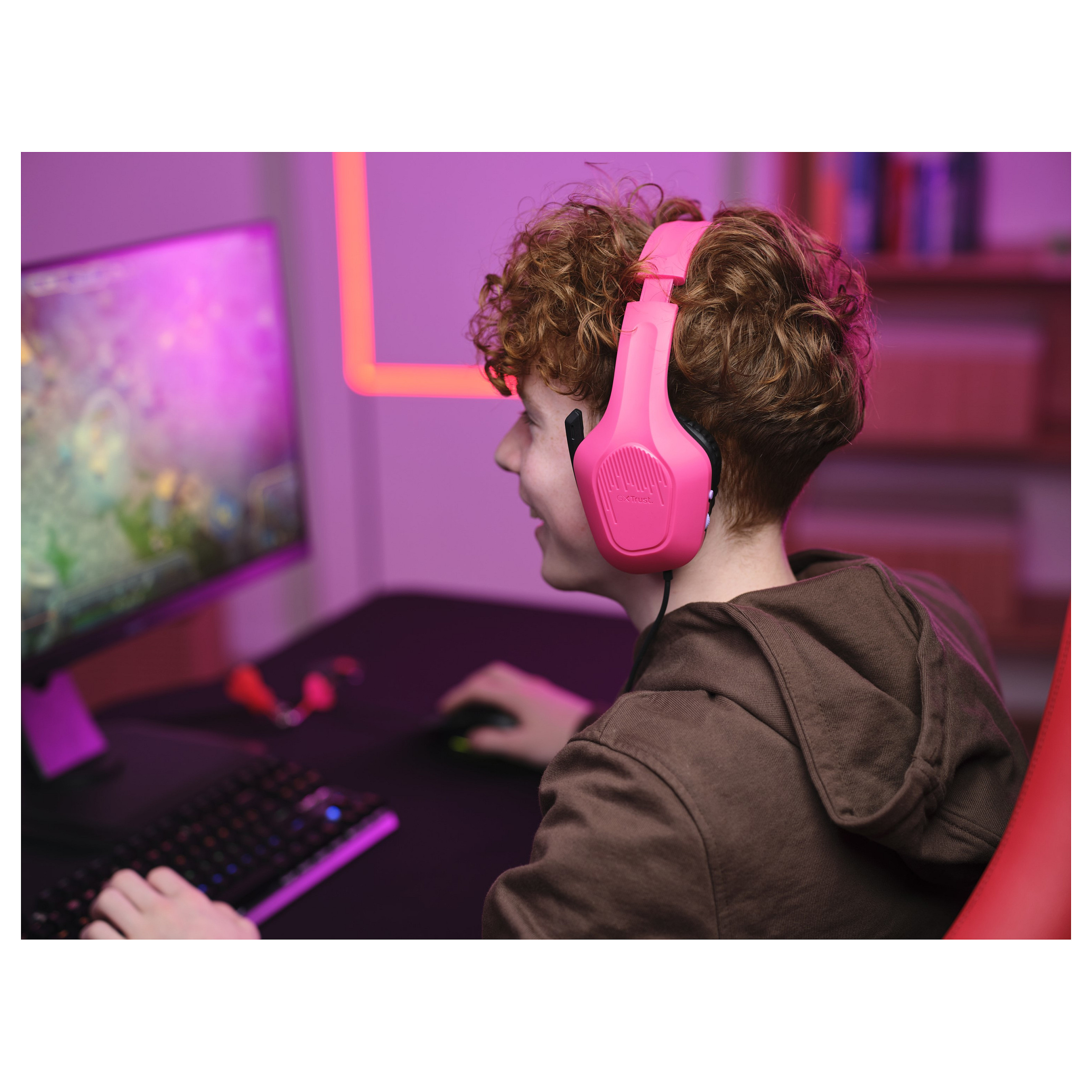 Kufje Gaming Trust GXT 415P Zirox / Wired / Over‑Ear / 50 mm / 3.5 mm / Mikrofon / 2 m – Rozë - 9