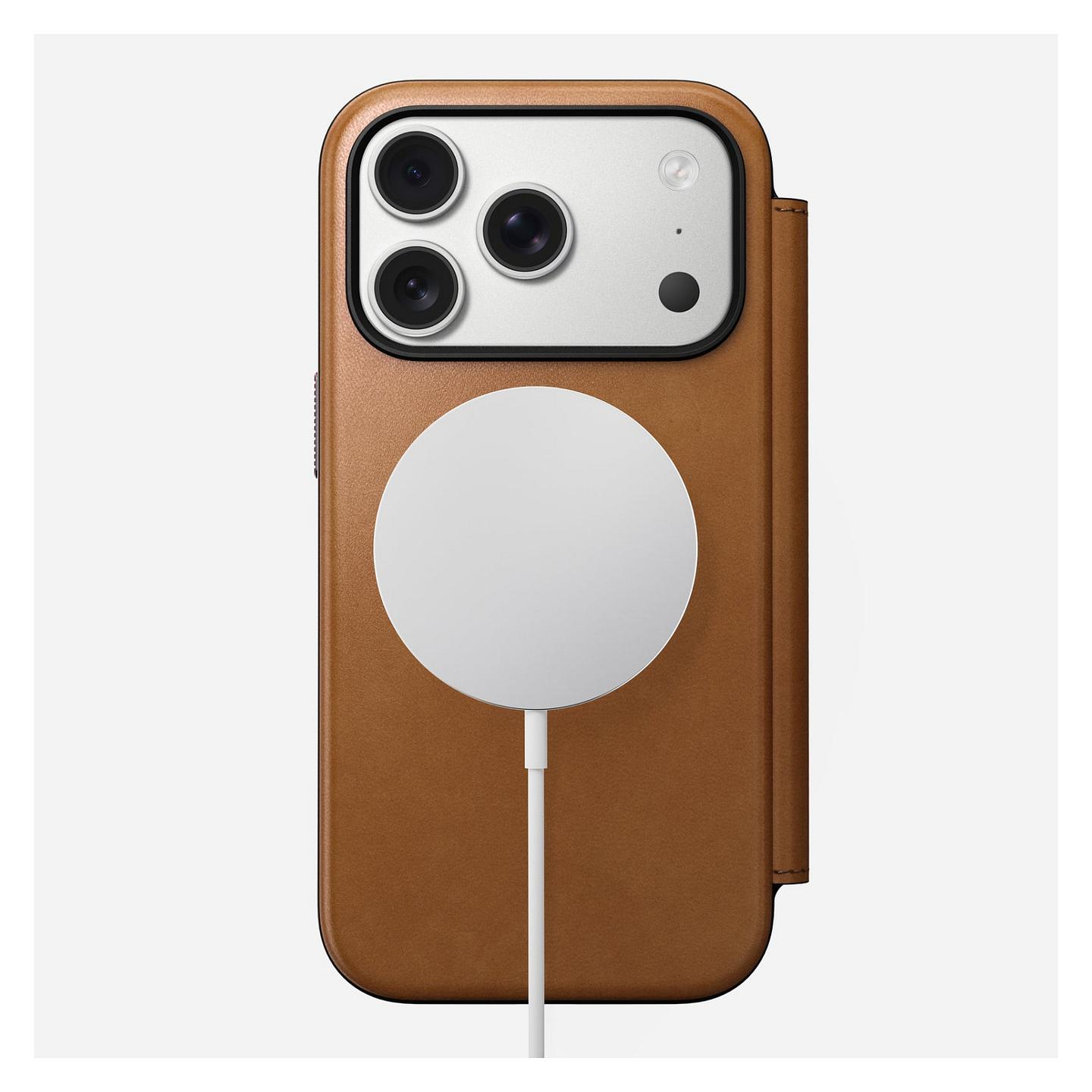 Case për Telefon Nomad Modern Leather Folio, iPhone 17 Pro, Lëkurë, MagSafe, Mbyllje Magnetike, 3 Vende për Karta, Mbrojtje deri 2.4m - Kafe e çelët - 3