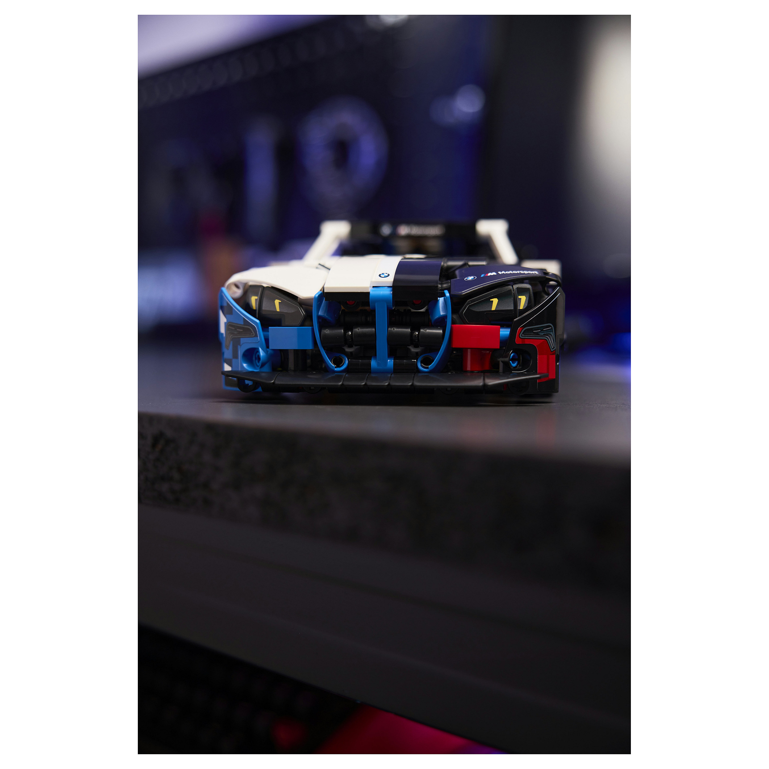 LEGO Technic BMW M4 GT3 EVO Race Car 42226 - 6
