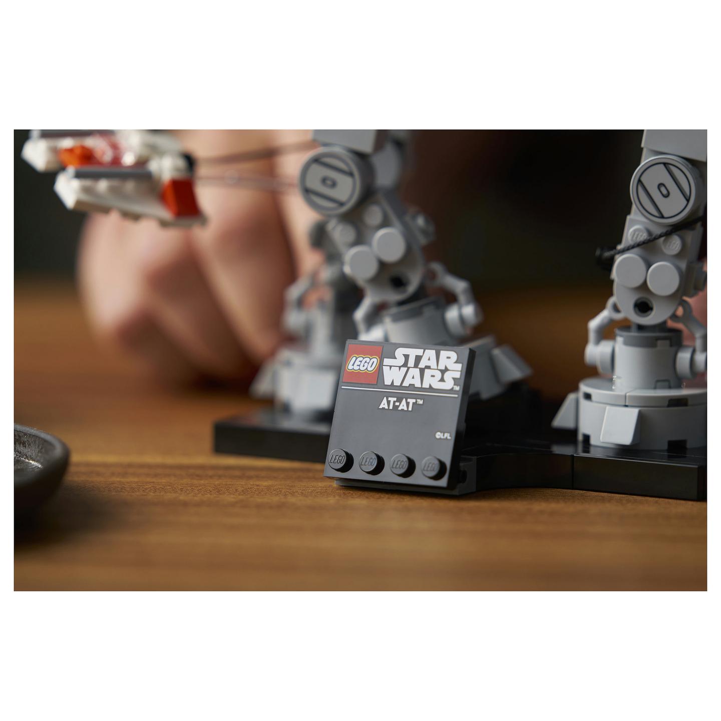 LEGO Star Wars AT-AT 75440 - 23