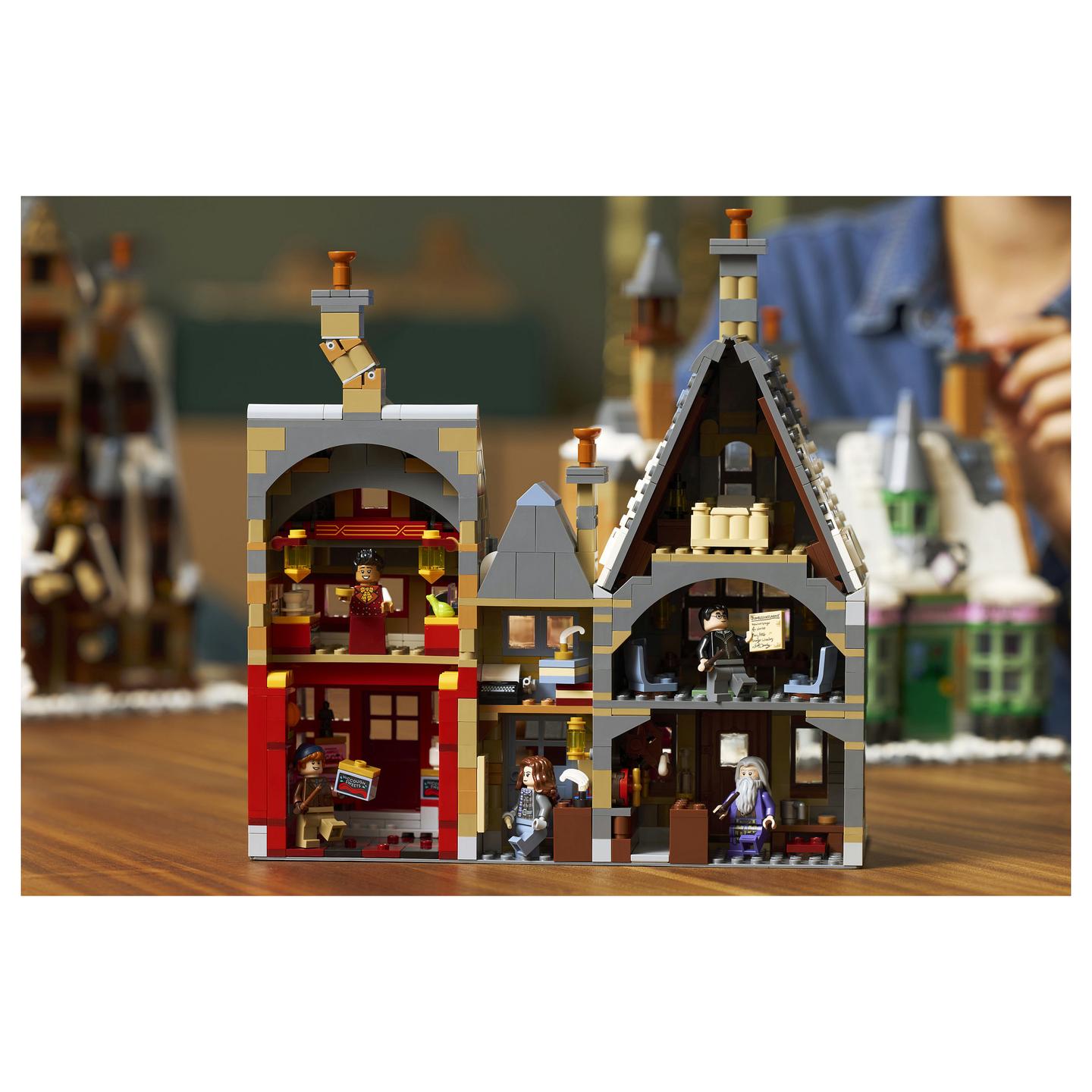LEGO Harry Potter Hogsmeade Village – Collectors' Edition - 20