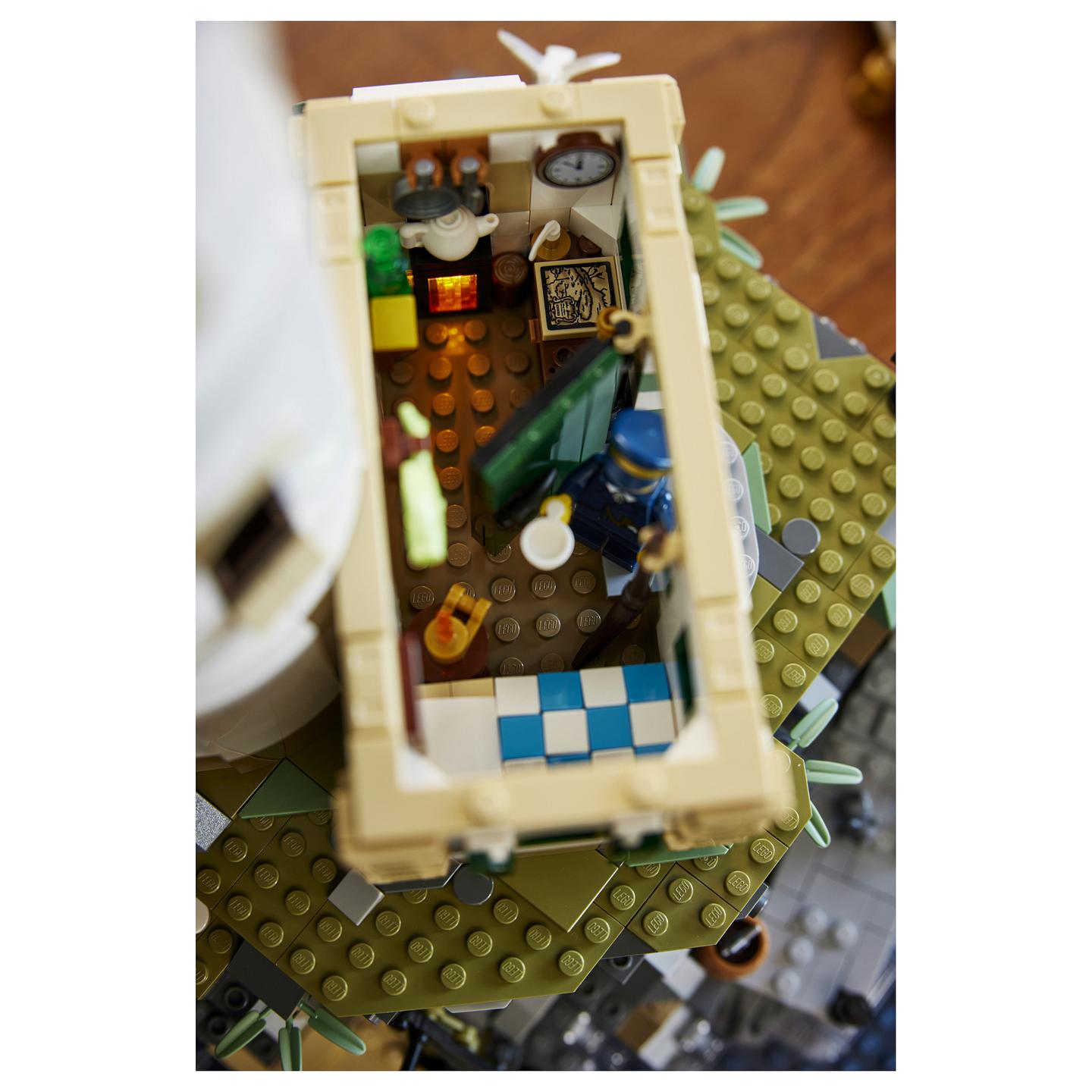 LEGO Ideas Motorised Lighthouse 21335 - 30