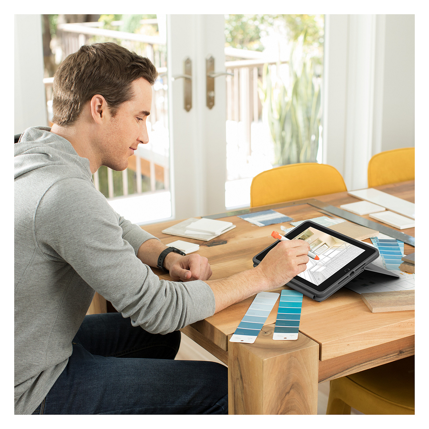 Tastierë për Tabletë Logitech Rugged Folio / iPad 7th, 8th & 9th Gen / AZERTY (FR) / Smart Connector / Full-Size / 4 Mënyra Përdorimi – Gri - 13