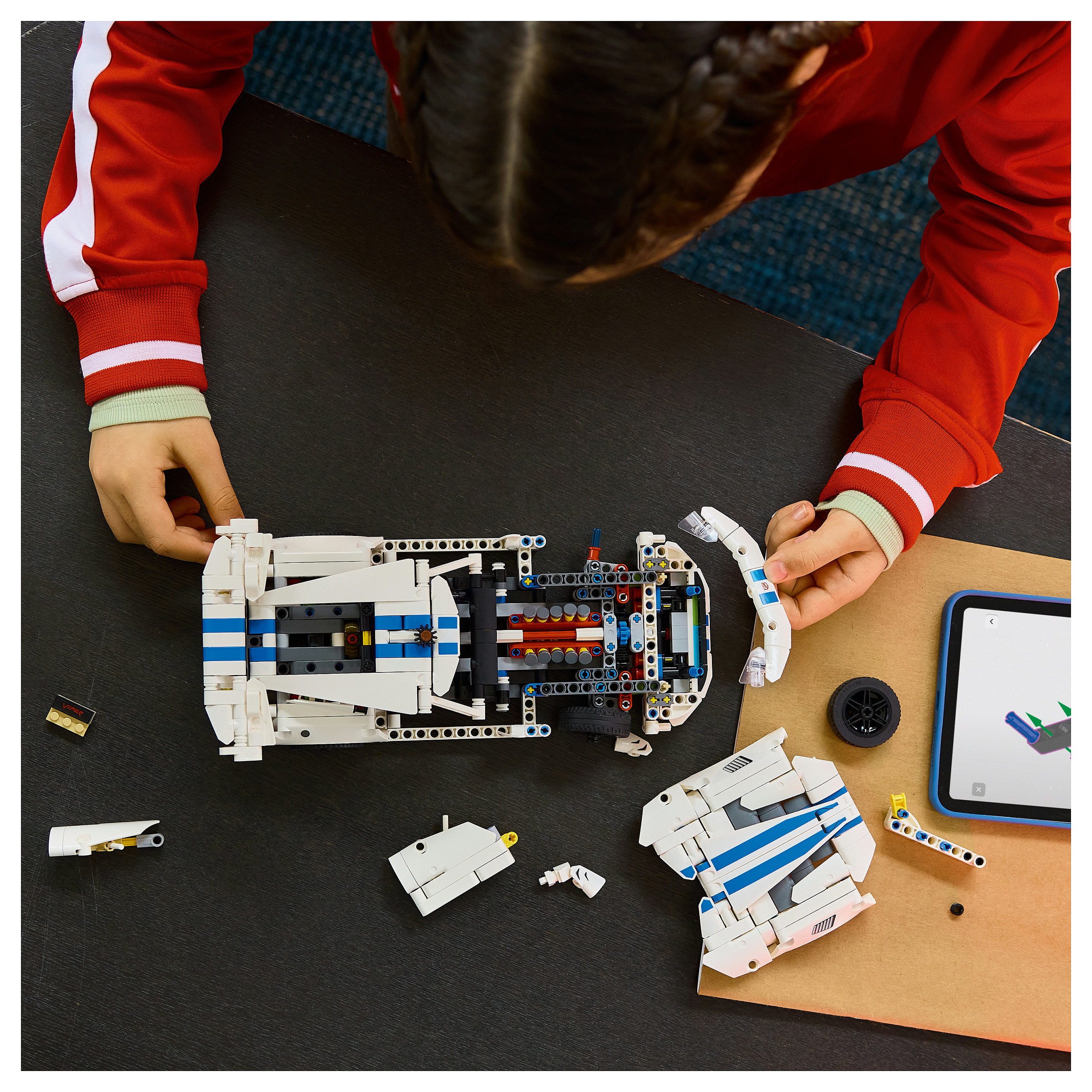 LEGO Technic 42234 - 7