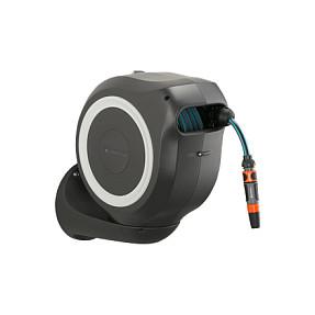 Kuti për Zorrë Kopshti GARDENA RollUp M, 20m, 11mm, Montim në Mur, Rrotullim Automatik - Zezë