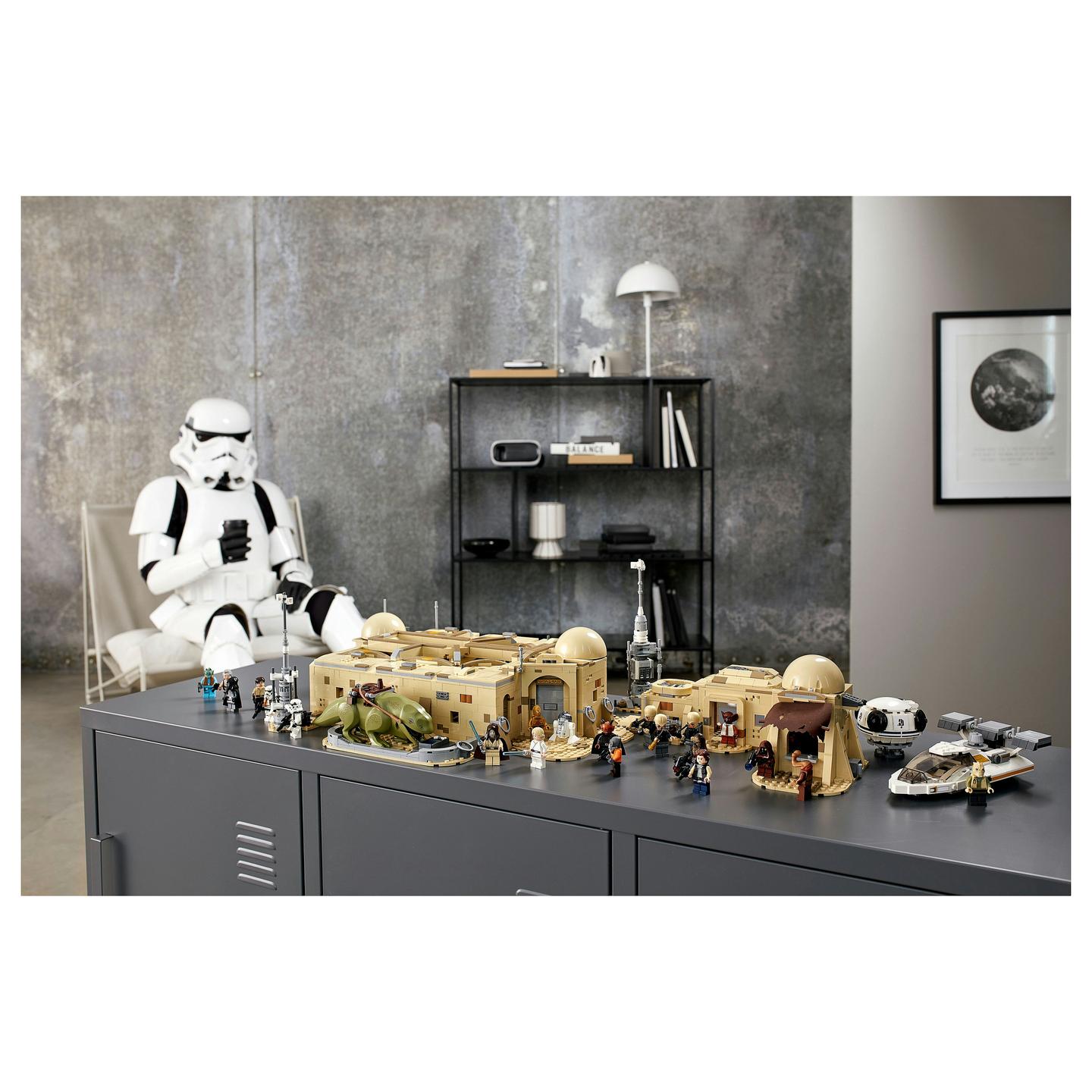 LEGO Star Wars Mos Eisley Cantina 75290 - 25