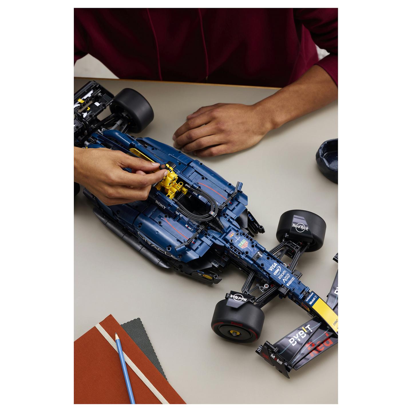 LEGO Technic Oracle Red Bull Racing RB20 F1 Race Car 42206 - 26
