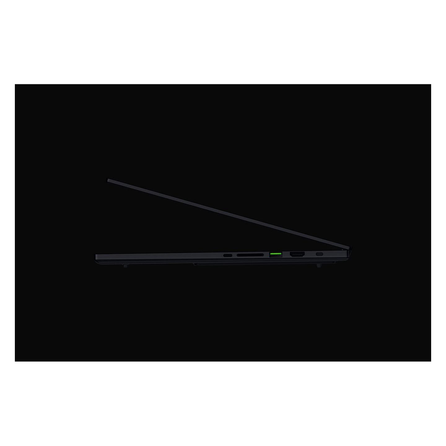 Laptop Gaming Razer Blade 16 / Core Ultra 9 386H / 64GB LPDDR5x / 2TB / 16" WQXGA OLED 240Hz / RTX 5090 24GB - Zezë - 5
