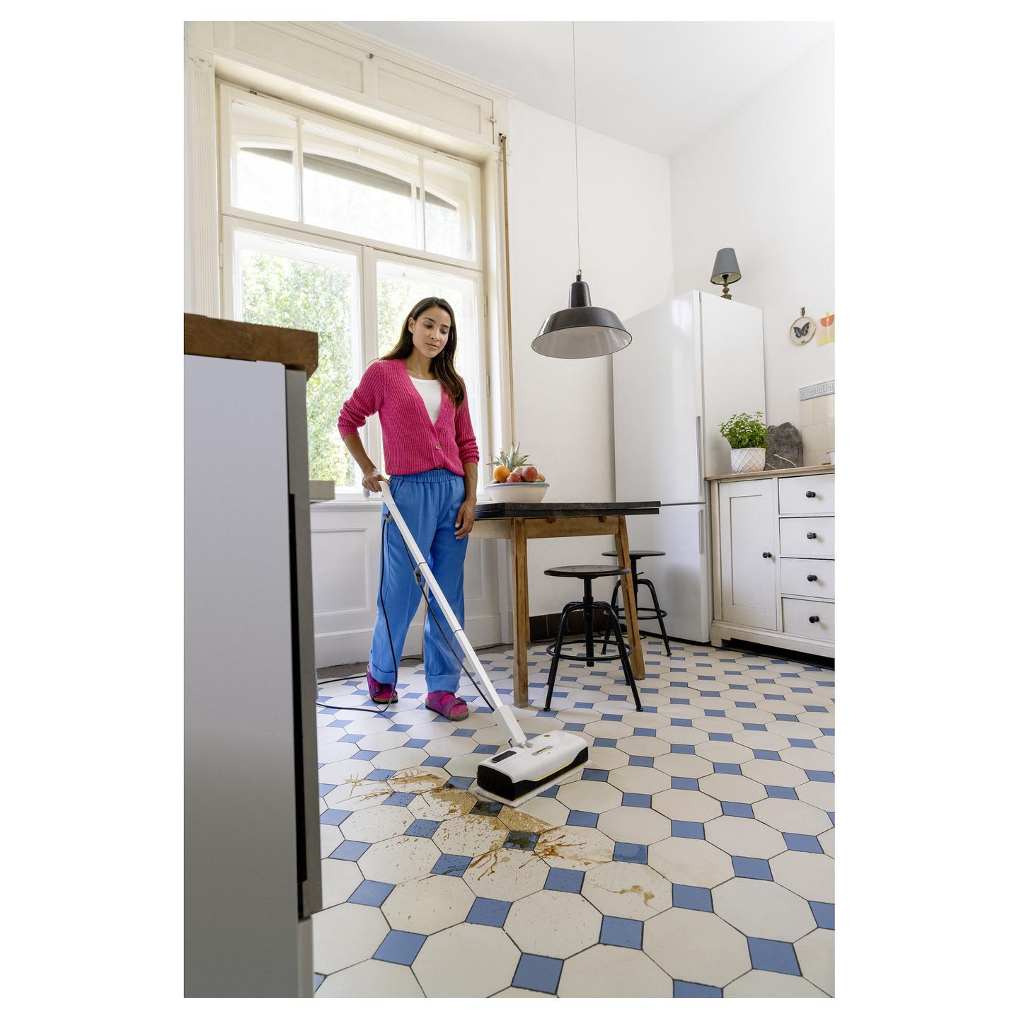 Pastrues me avull Kärcher SC 1 UPRIGHT / 1300W / 0.2L / EasyFix - Bardhë/Zezë - 8