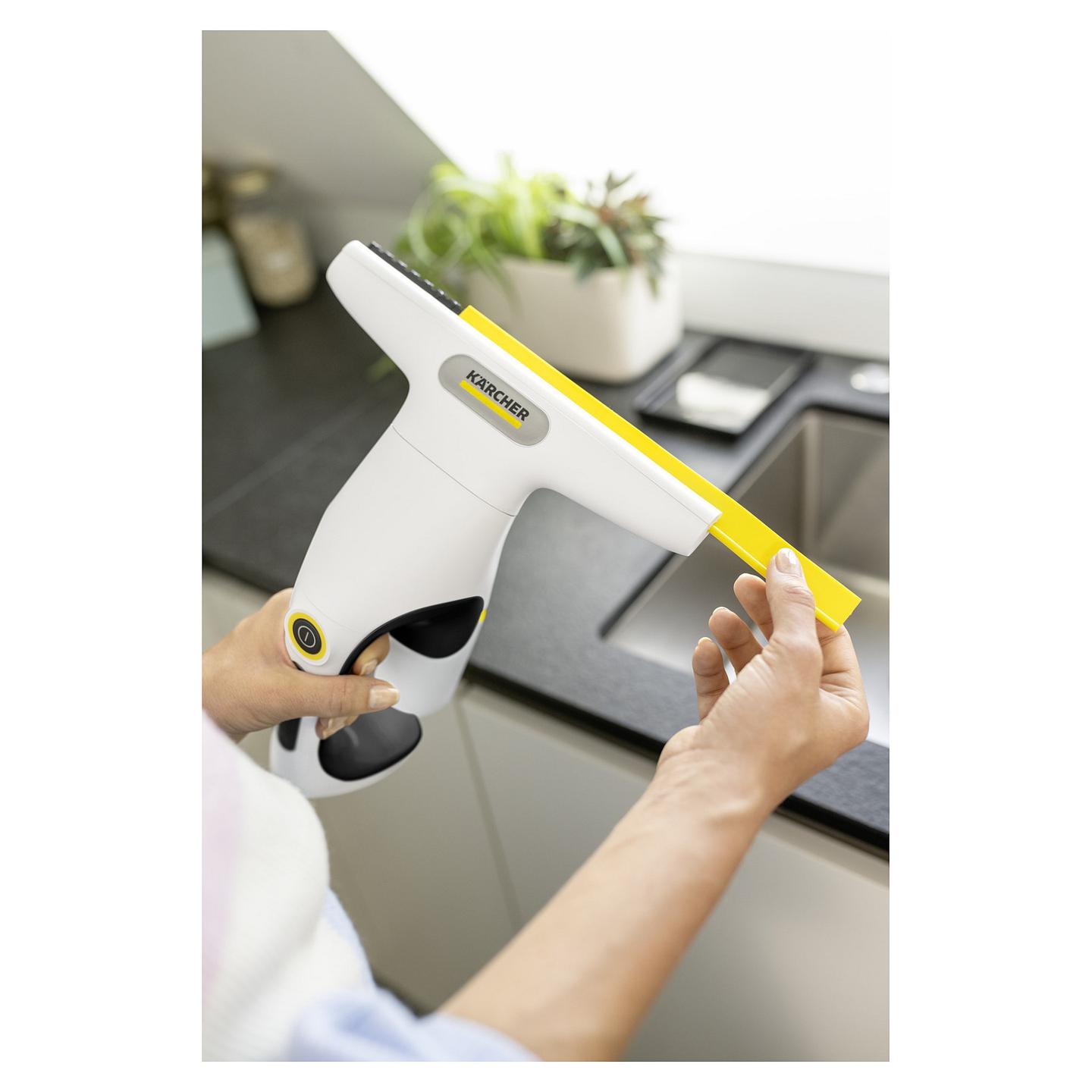 Pastrues Elektrik për Xhama Kärcher WV 1 Compact Care / 25min / 100ml / 250mm / Li-Ion – Bardhë - 3