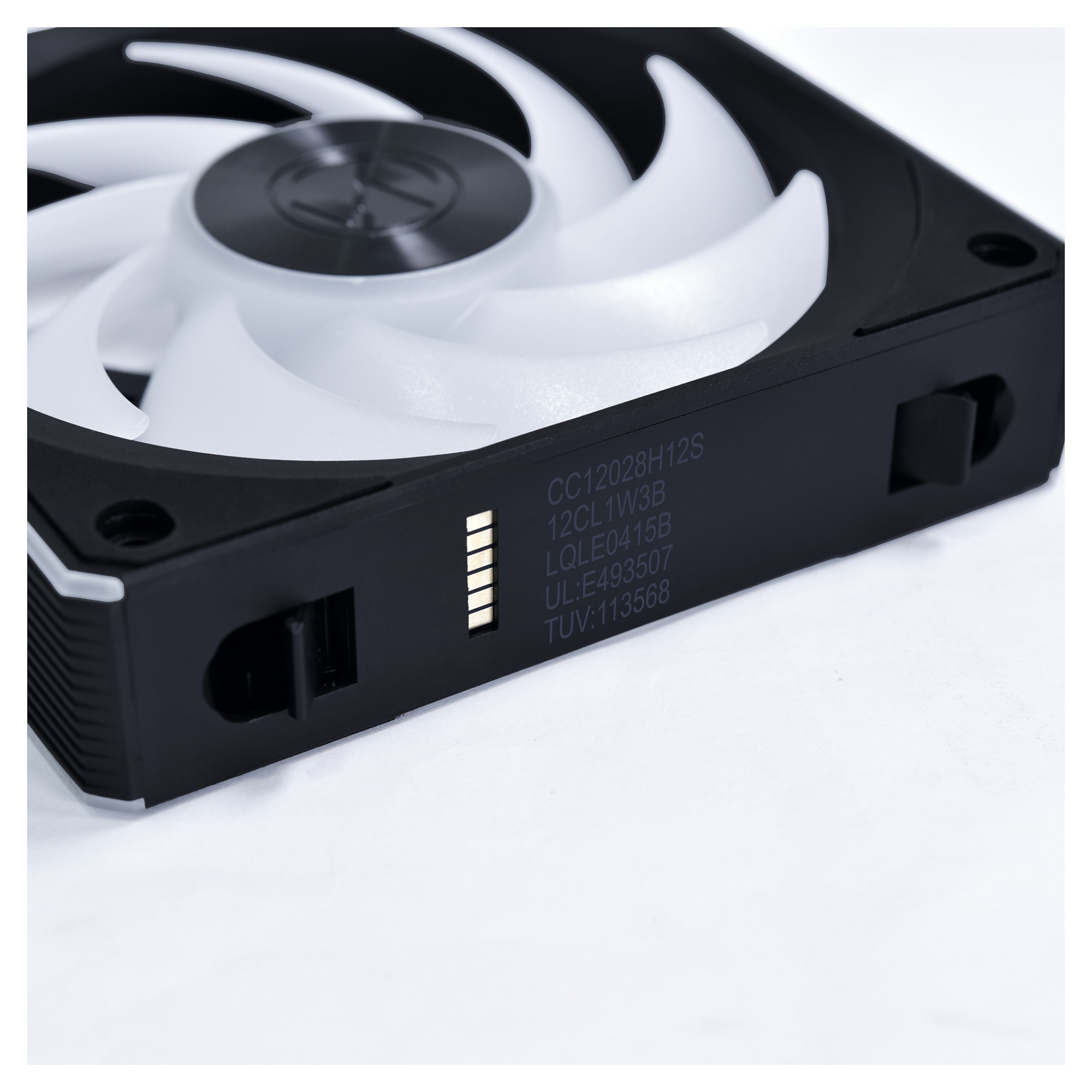 Ftohës për Kasë Lian Li UNI FAN CL120 Wireless / 120mm / 200-2150 RPM / ARGB / PWM / 3-Pack – Zezë - 12