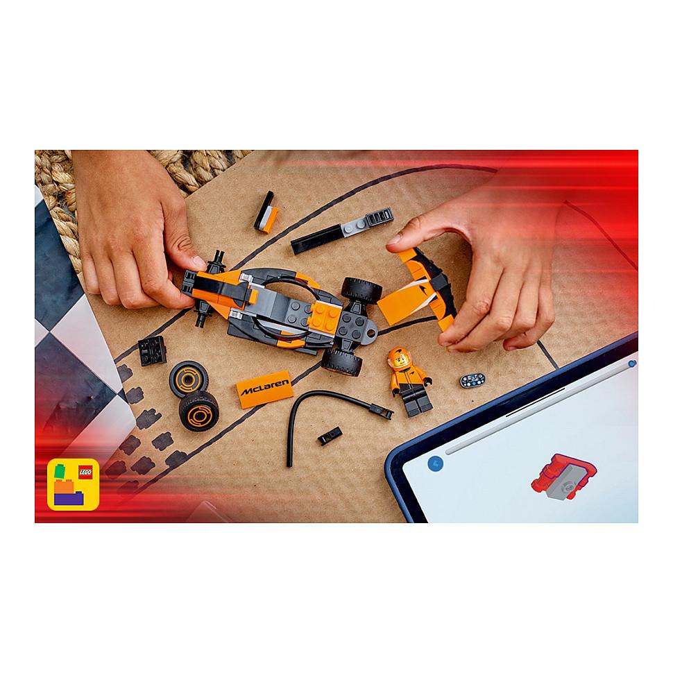 LEGO City F1 Driver with McLaren Race Car 60442 - 19