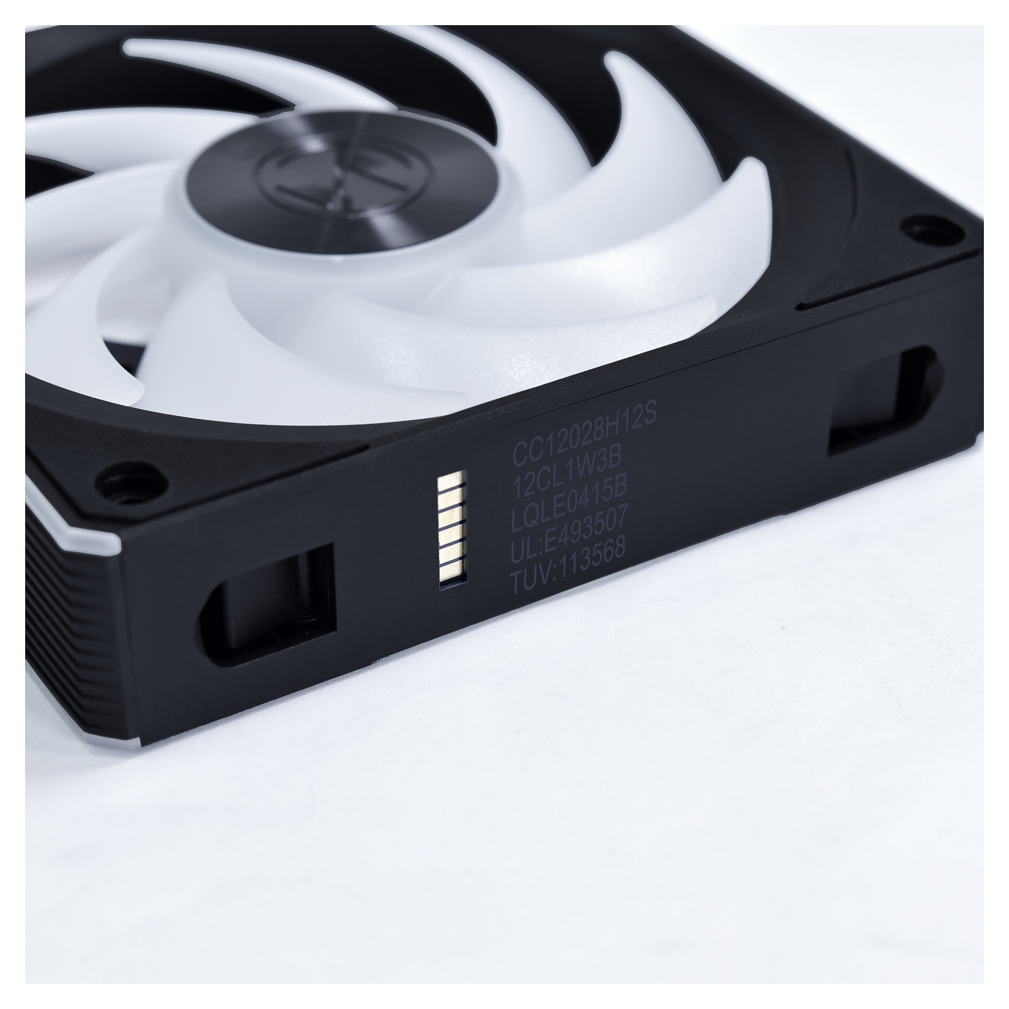 Ftohës për Kasë Lian Li UNI FAN CL120 Wireless / 120mm / 200-2150 RPM / ARGB / PWM / 3-Pack – Zezë - 11