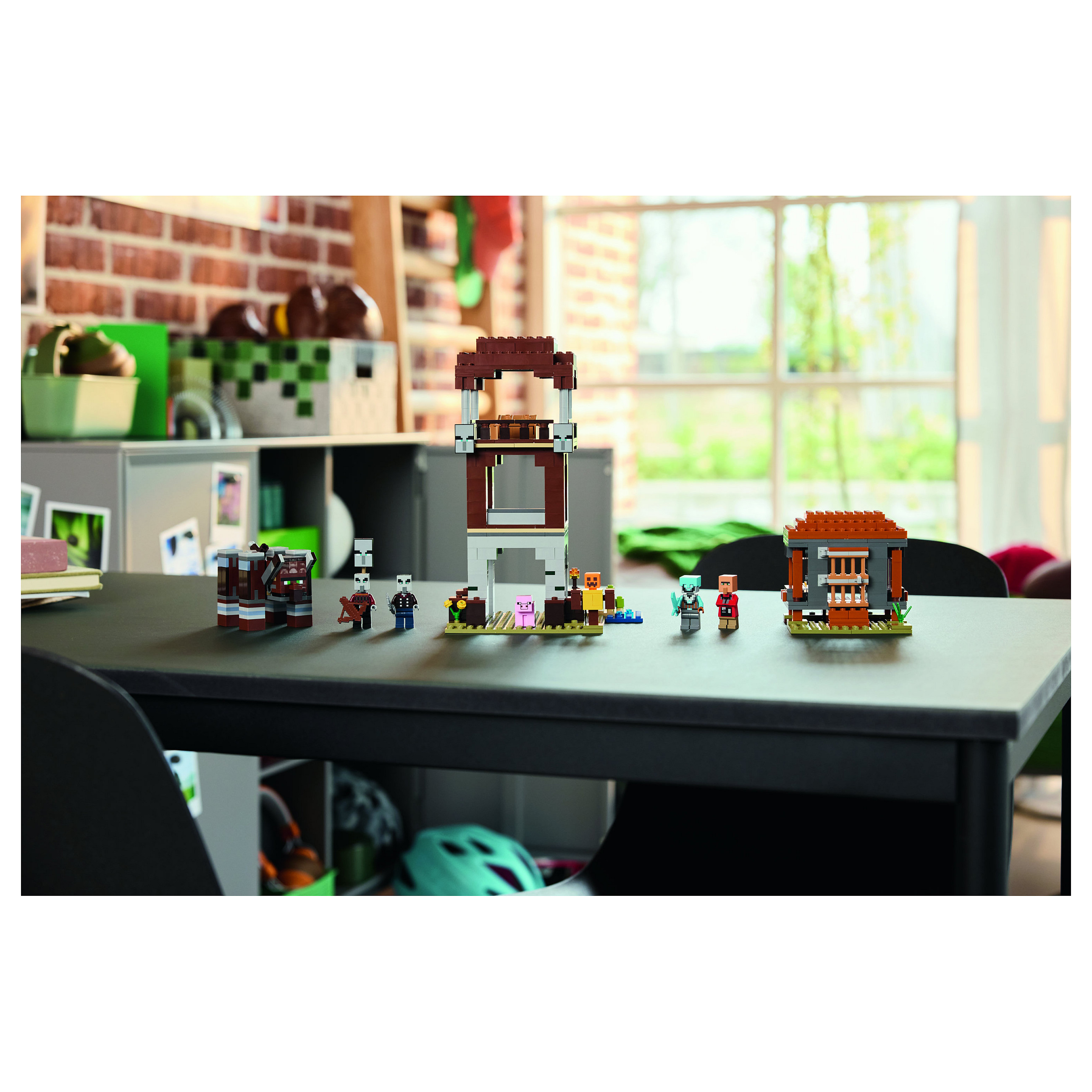 LEGO Minecraft The Pillager Outpost and Ravager - 19