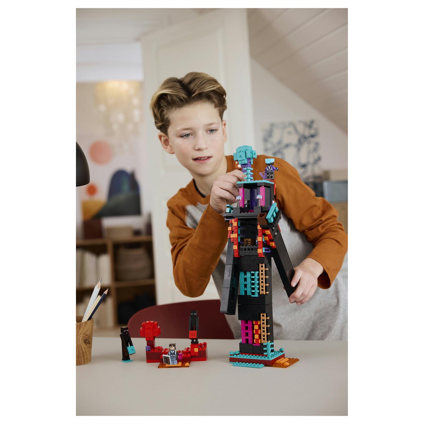 LEGO Minecraft The Enderman Tower - 5