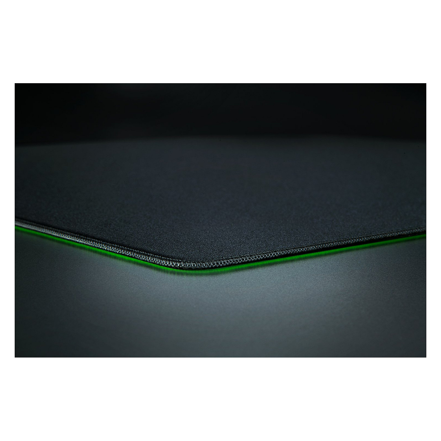 Mauspad Gaming Razer Gigantus V2 Pro L / Control / Sipërfaqe Tekstile / GlideCore Foam / Bazë Kundër Rrëshqitjes / 500 x 480 mm - Zezë - 3